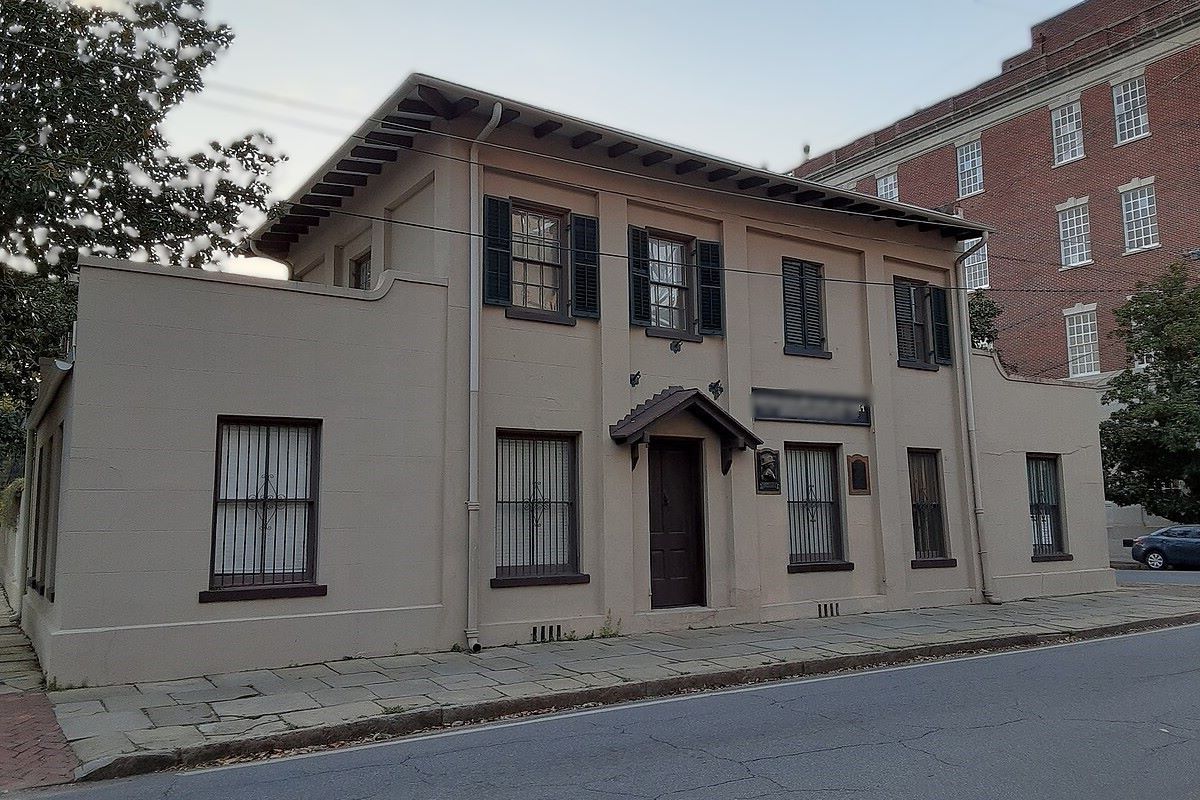Savannah8217s-Historic-Girl-Scout-First-Headquarters-Adventure savannahs-historic-girl-scout-first-headquarters-adventure