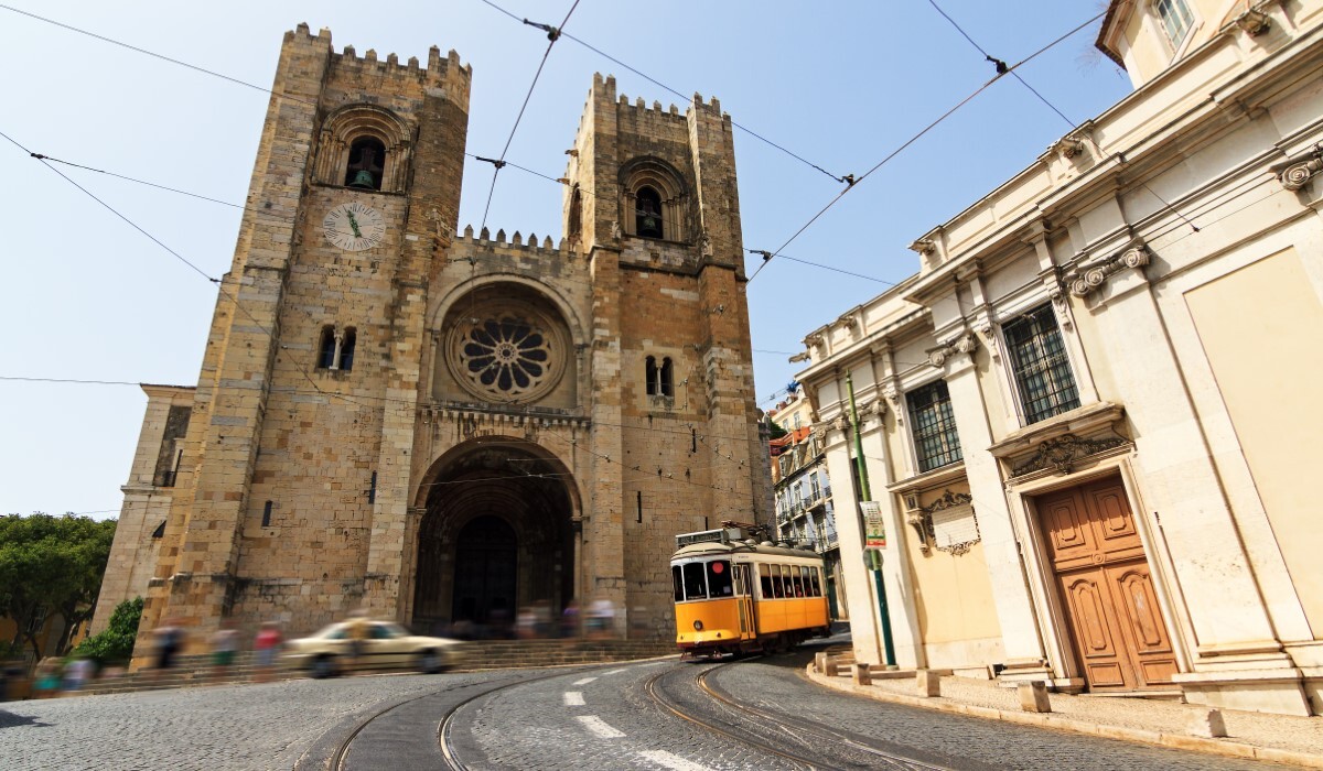 Secrets-Of-Alfama-Lisbon-Hidden-Gems-And-Must-Do-Activities secrets-of-alfama-lisbon-hidden-gems-and-must-do-activities