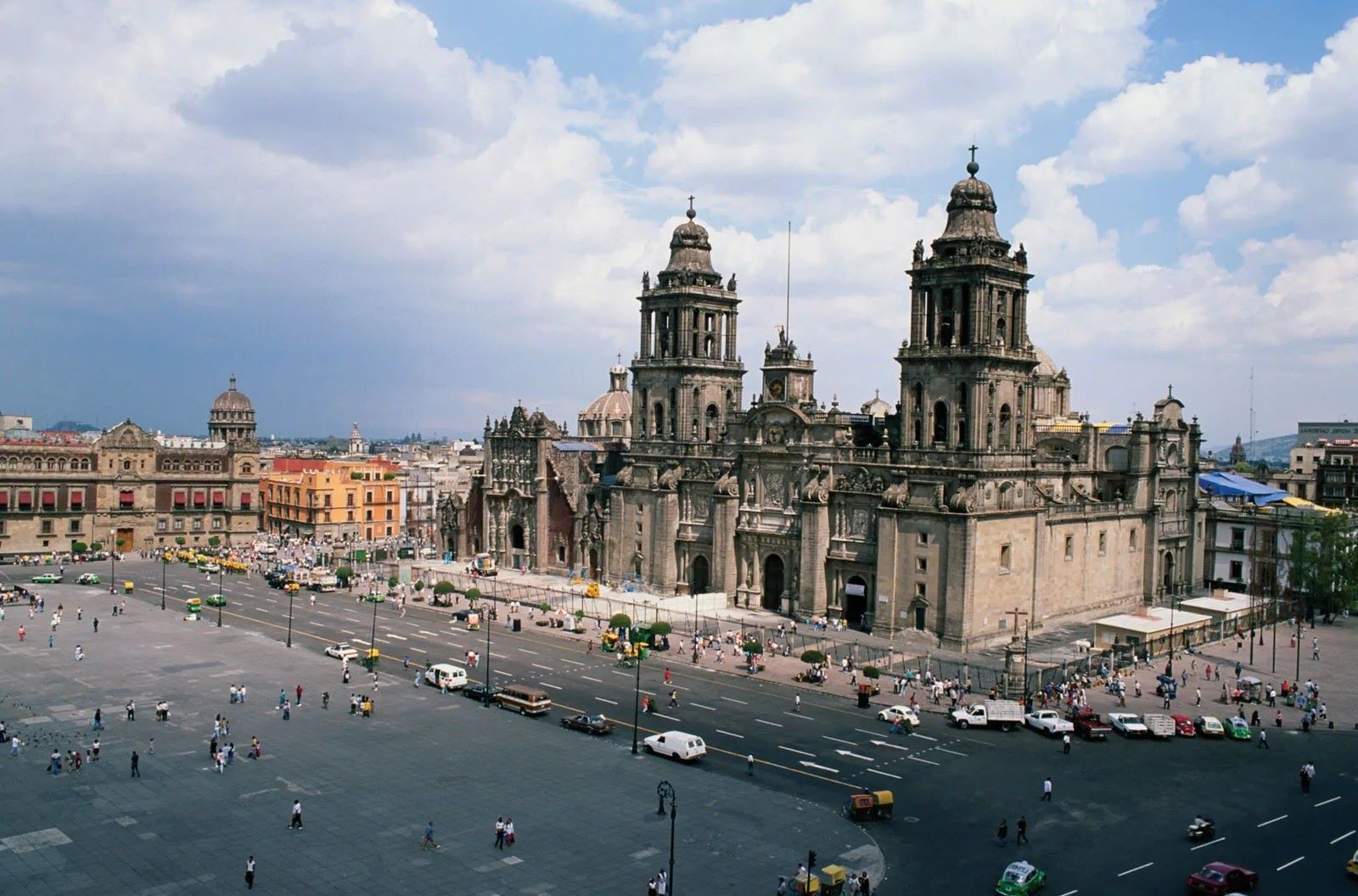 secrets-of-mexico-citys-metropolitan-cathedral-in-just-60-seconds