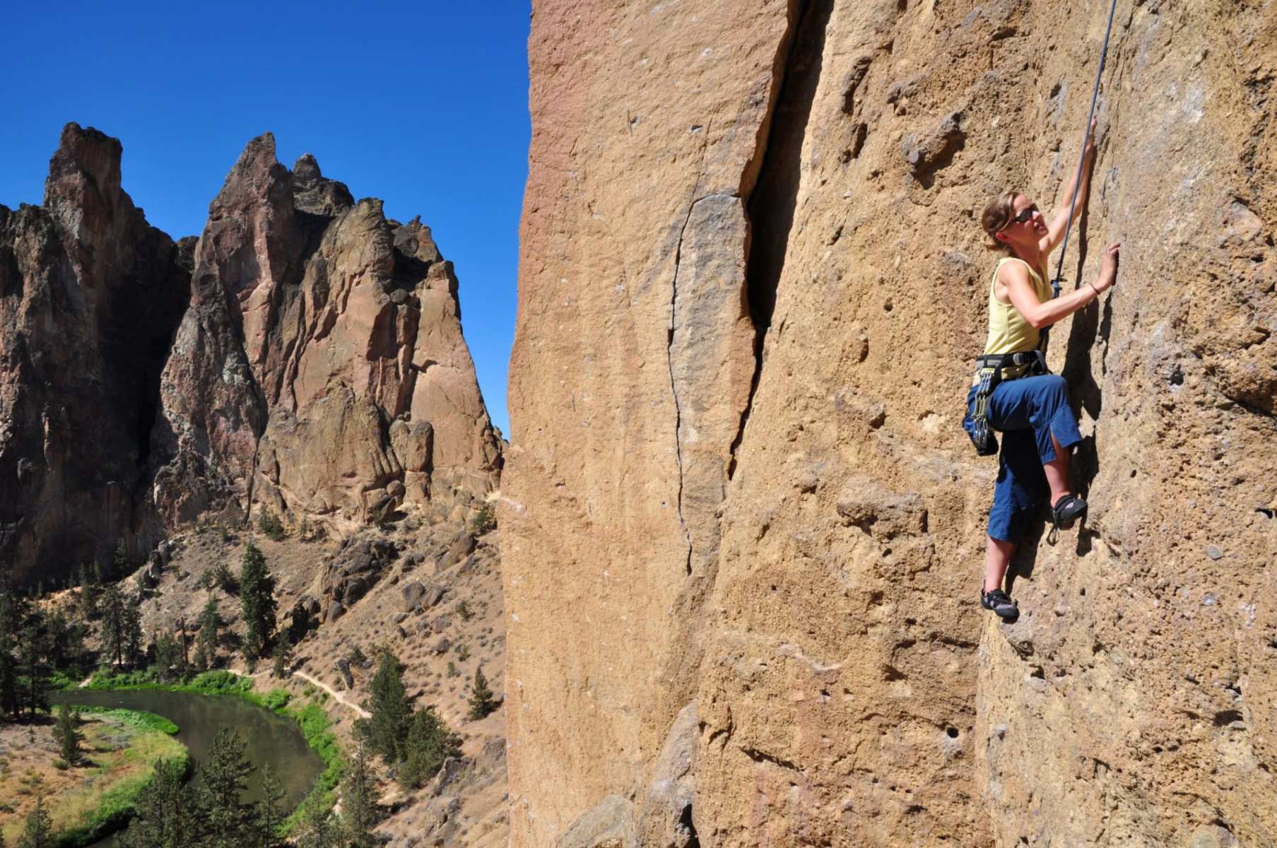 smith-rocks-ultimate-climbing-adventure