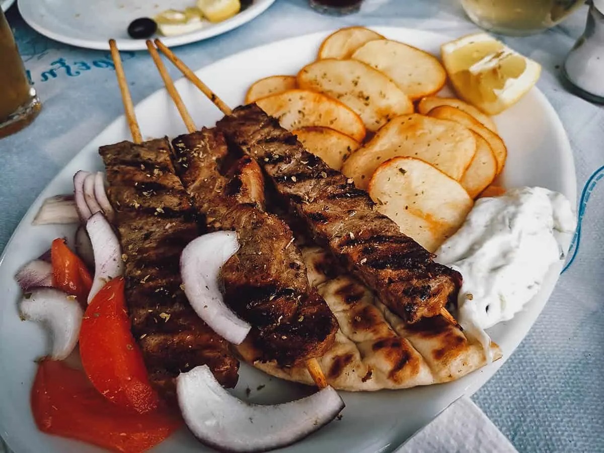 Souvlaki-Or-Gyro-Which-Greek-Dish-Wins souvlaki-or-gyro-which-greek-dish-wins