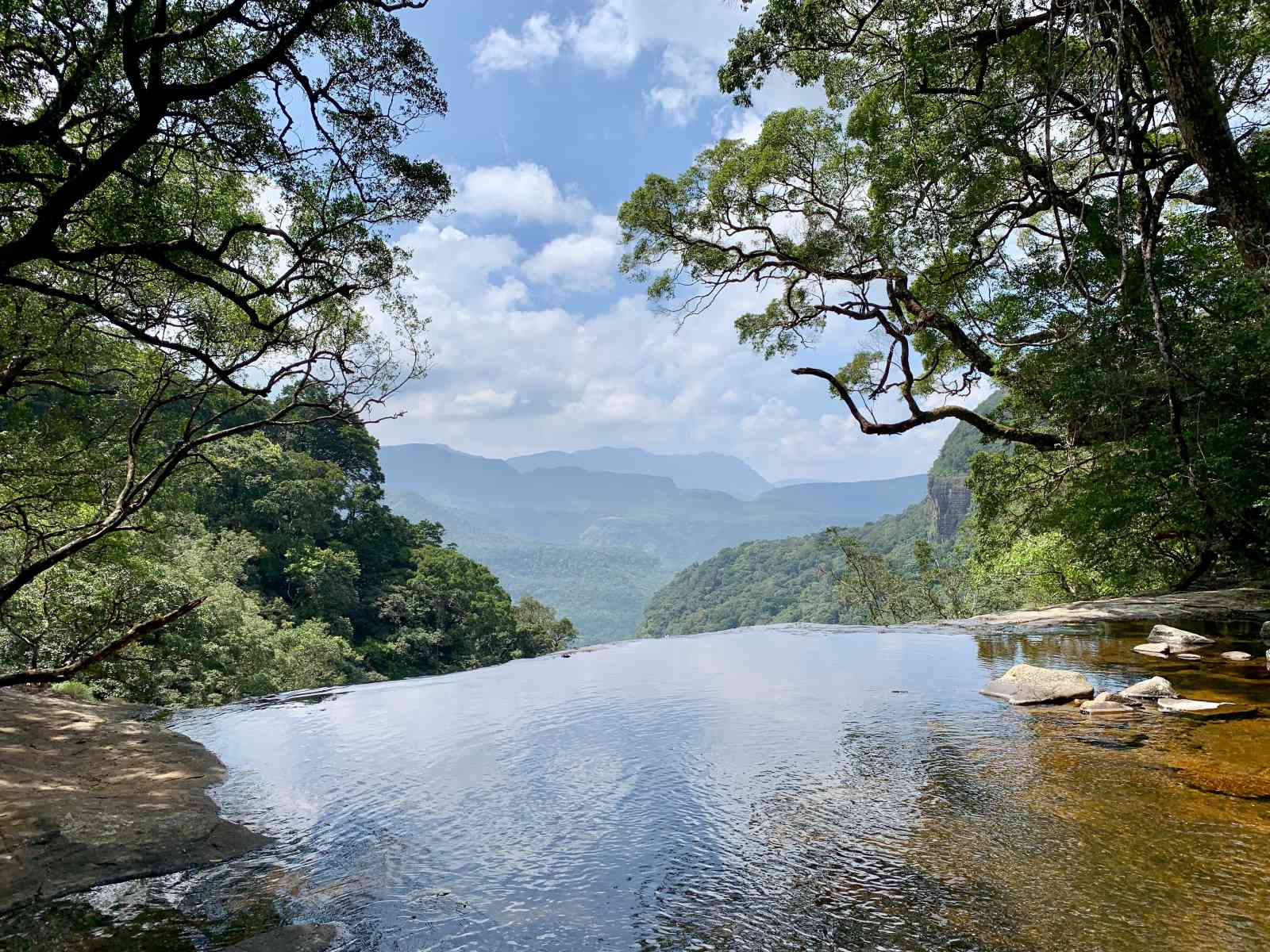 Spectacular-Natural-Infinity-Pools-With-Amazing-Views spectacular-natural-infinity-pools-with-amazing-views
