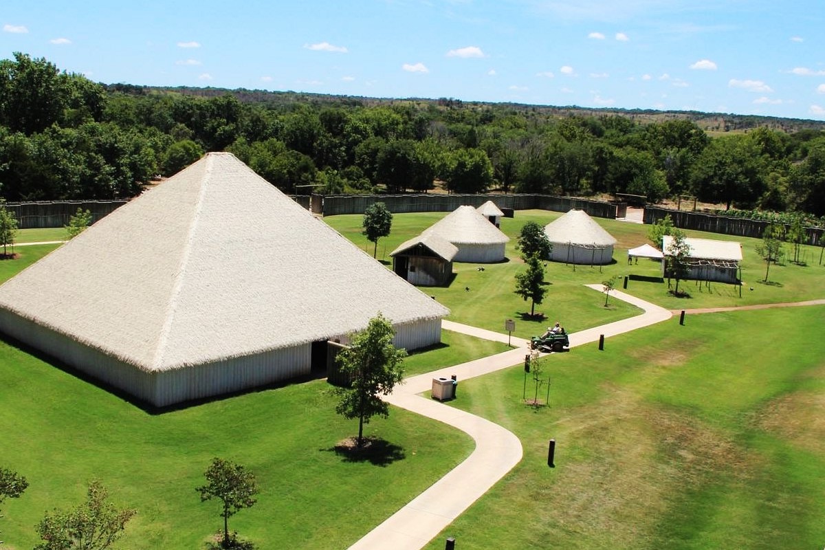 step-back-in-time-at-chickasaw-village