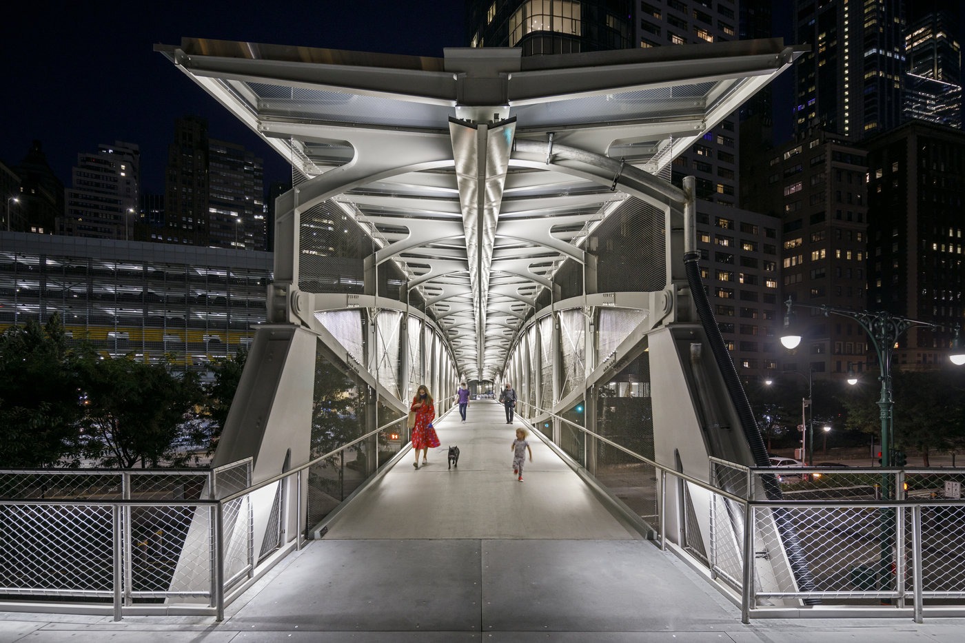stroll-above-the-river-windhams-iconic-footbridge