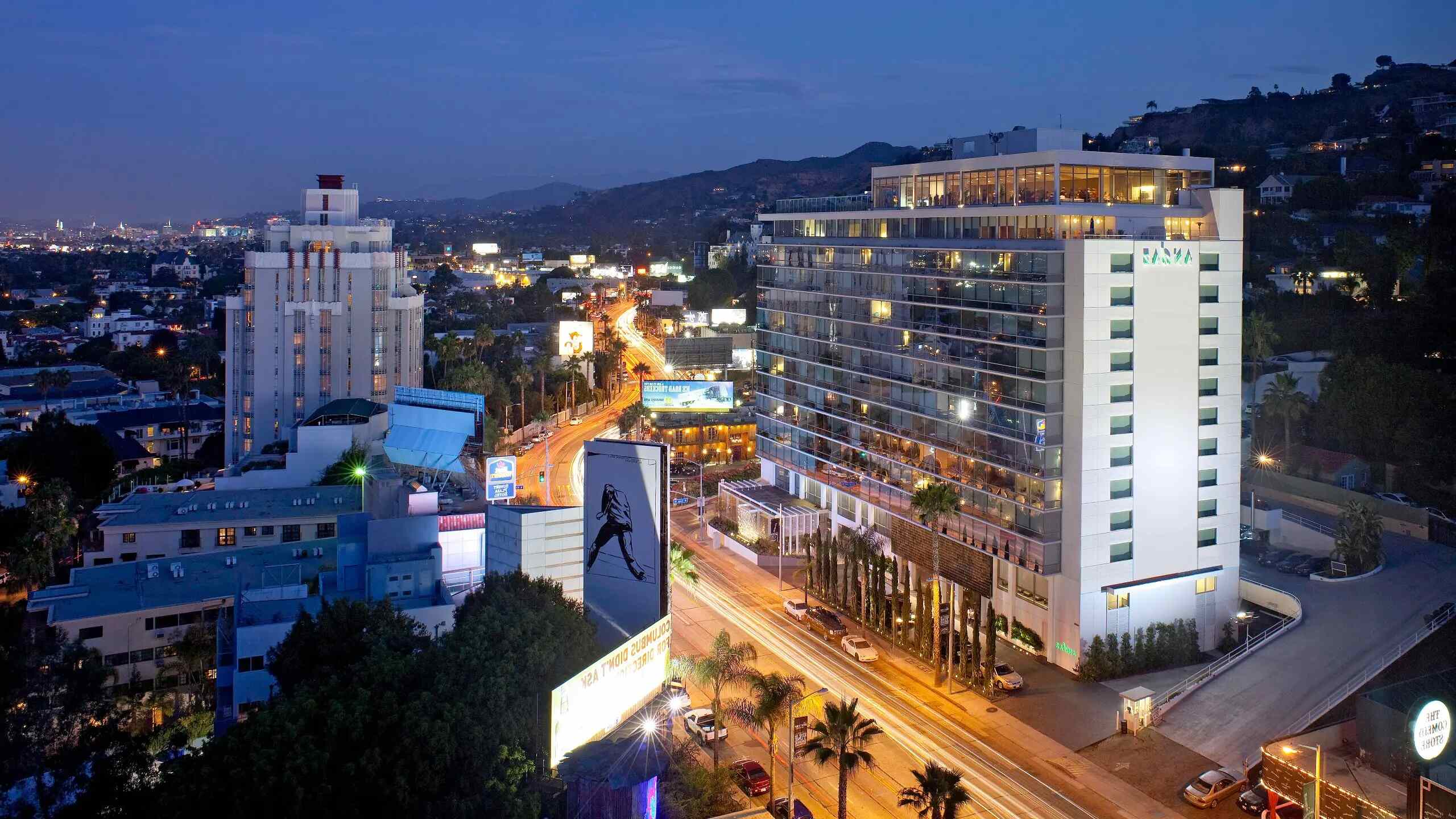 Sunset-Strip-8211-West-Hollywood8217s-Rock-8216n8217-Roll-Boulevard sunset-strip-west-hollywoods-rock-n-roll-boulevard