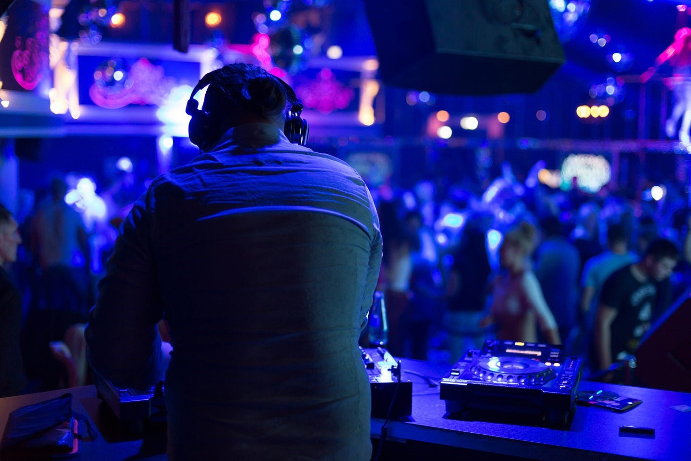 Tallinn's Top 8 Nightclubs You Can't Miss | TouristSecrets