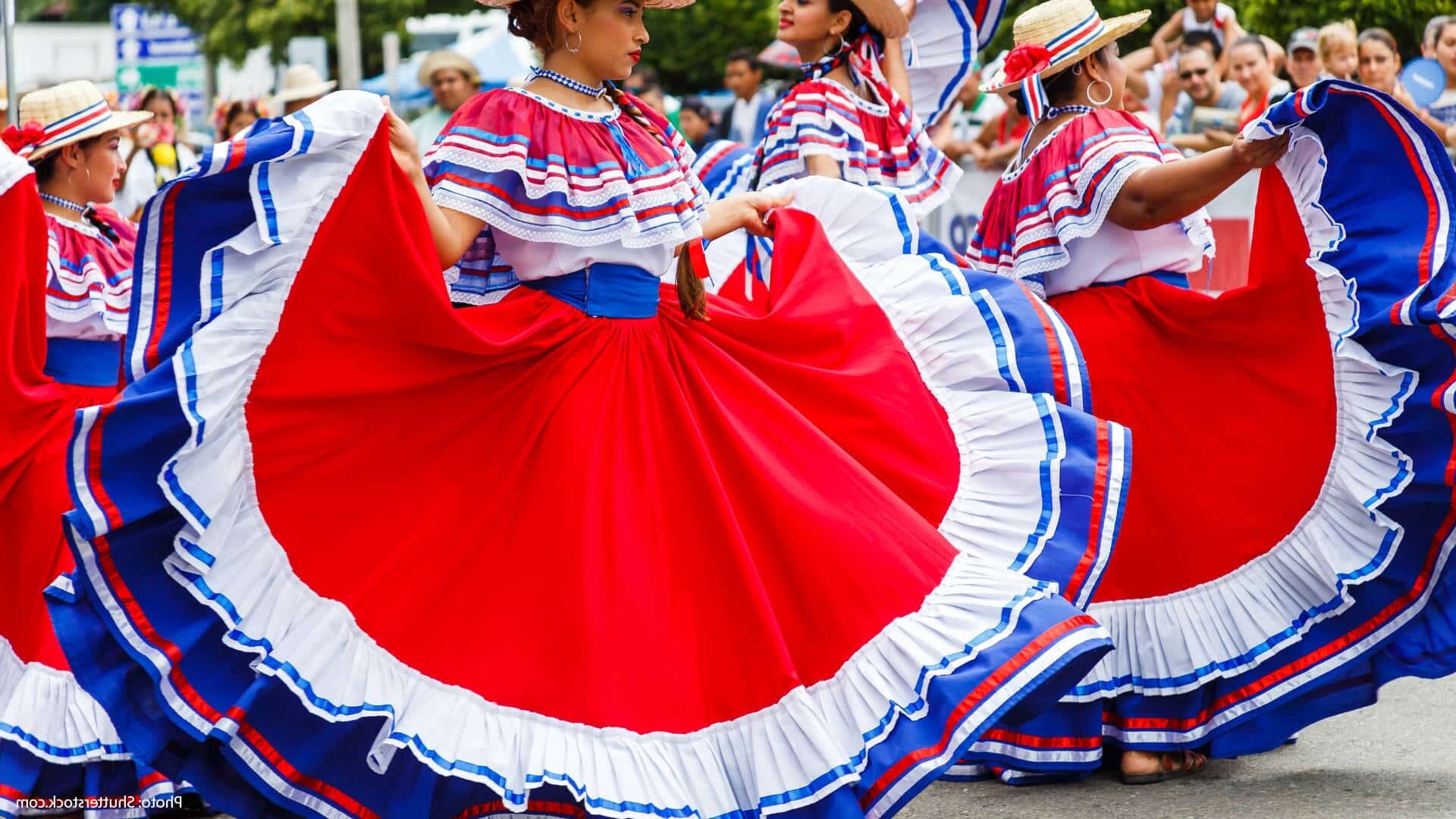 the-fascinating-story-behind-costa-ricas-national-dress