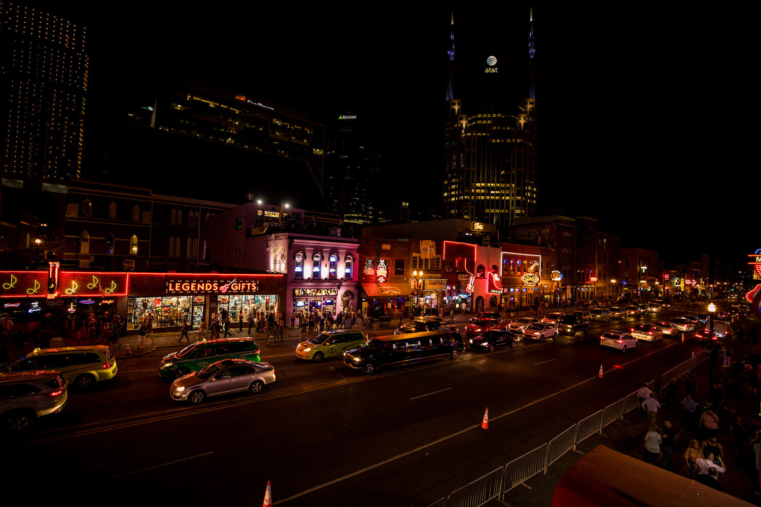 the-strip-nashvilles-honky-tonk-highway