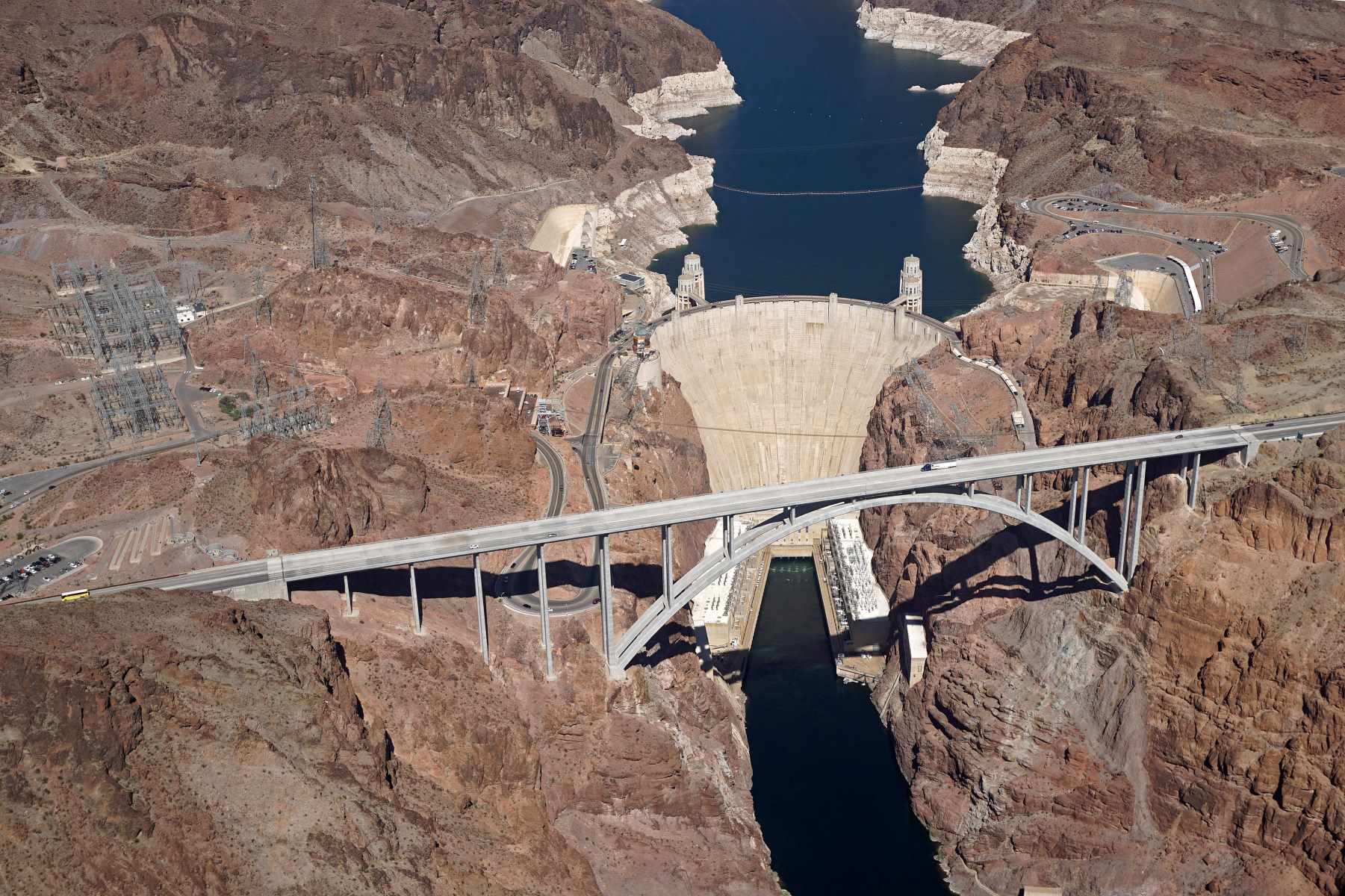 Thrill-At-Hoover-Dam8217s-Sky-High-Mike-O8217Callaghan-Pat-Tillman-Bridge thrill-at-hoover-dams-sky-high-mike-ocallaghan-pat-tillman-bridge