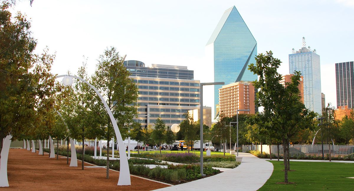 unleash-fun-at-dallas-klyde-warren-park