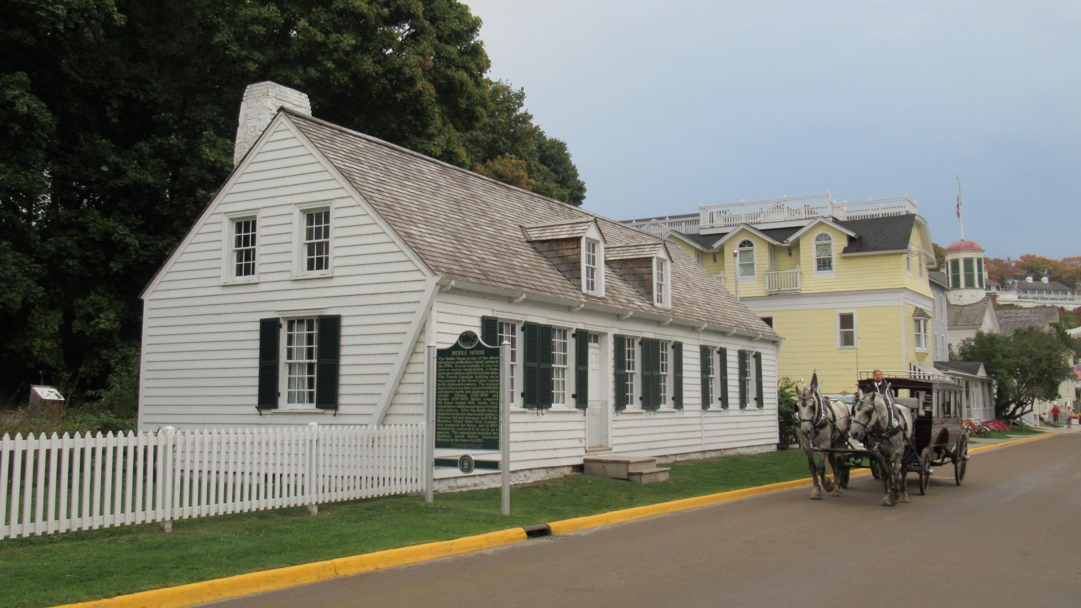 unveil-the-charm-of-mackinac-islands-biddle-house