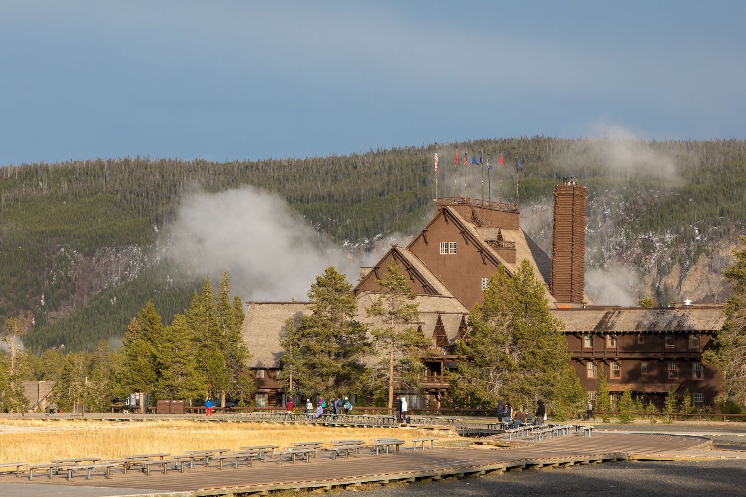 Xanterra-Parks-038-Resorts-8211-Yellowstone8217s-Lodging-Provider xanterra-parks-resorts-yellowstones-lodging-provider