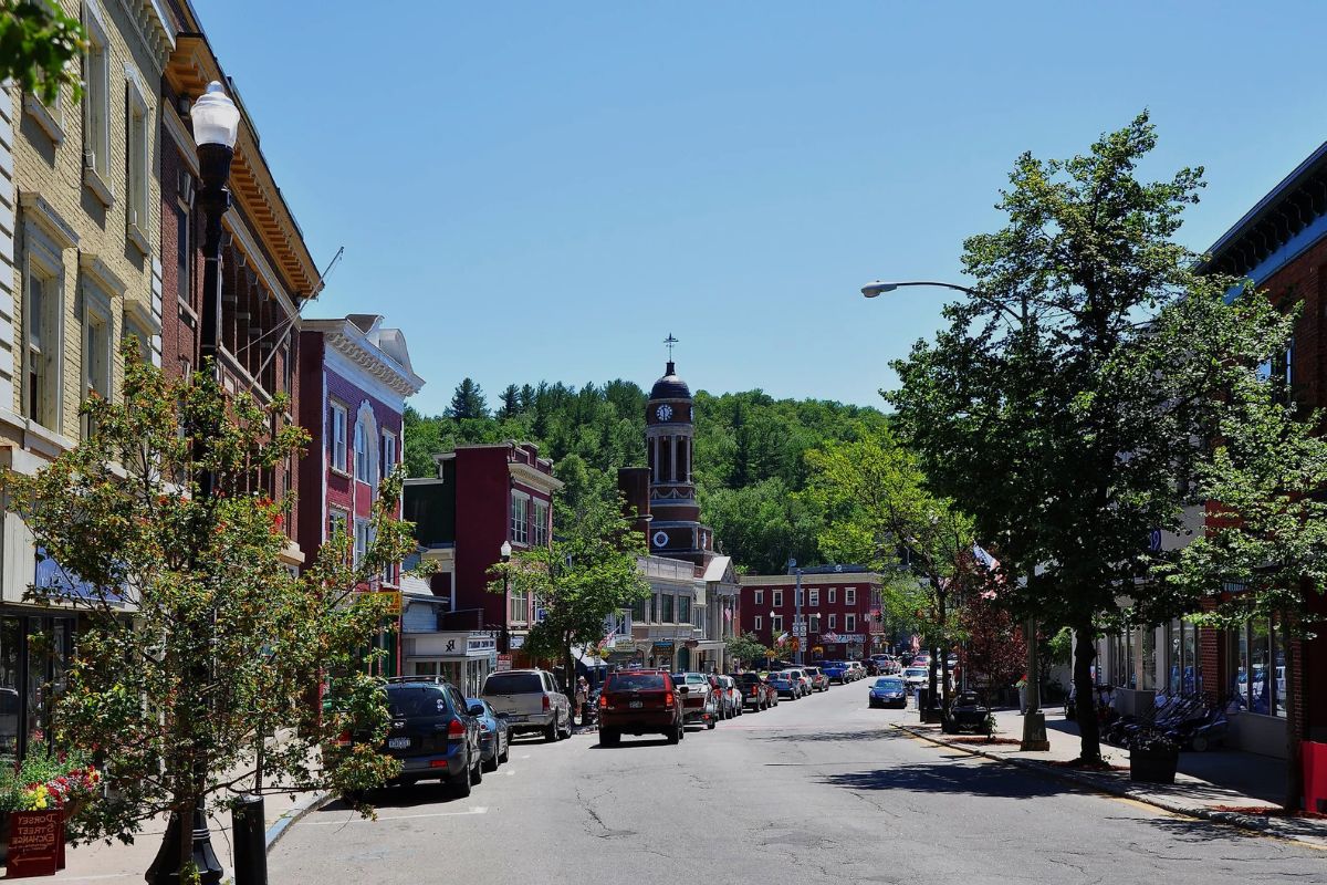10-Hidden-Towns-In-The-Adirondacks-You-Need-To-See 10-hidden-towns-in-the-adirondacks-you-need-to-see