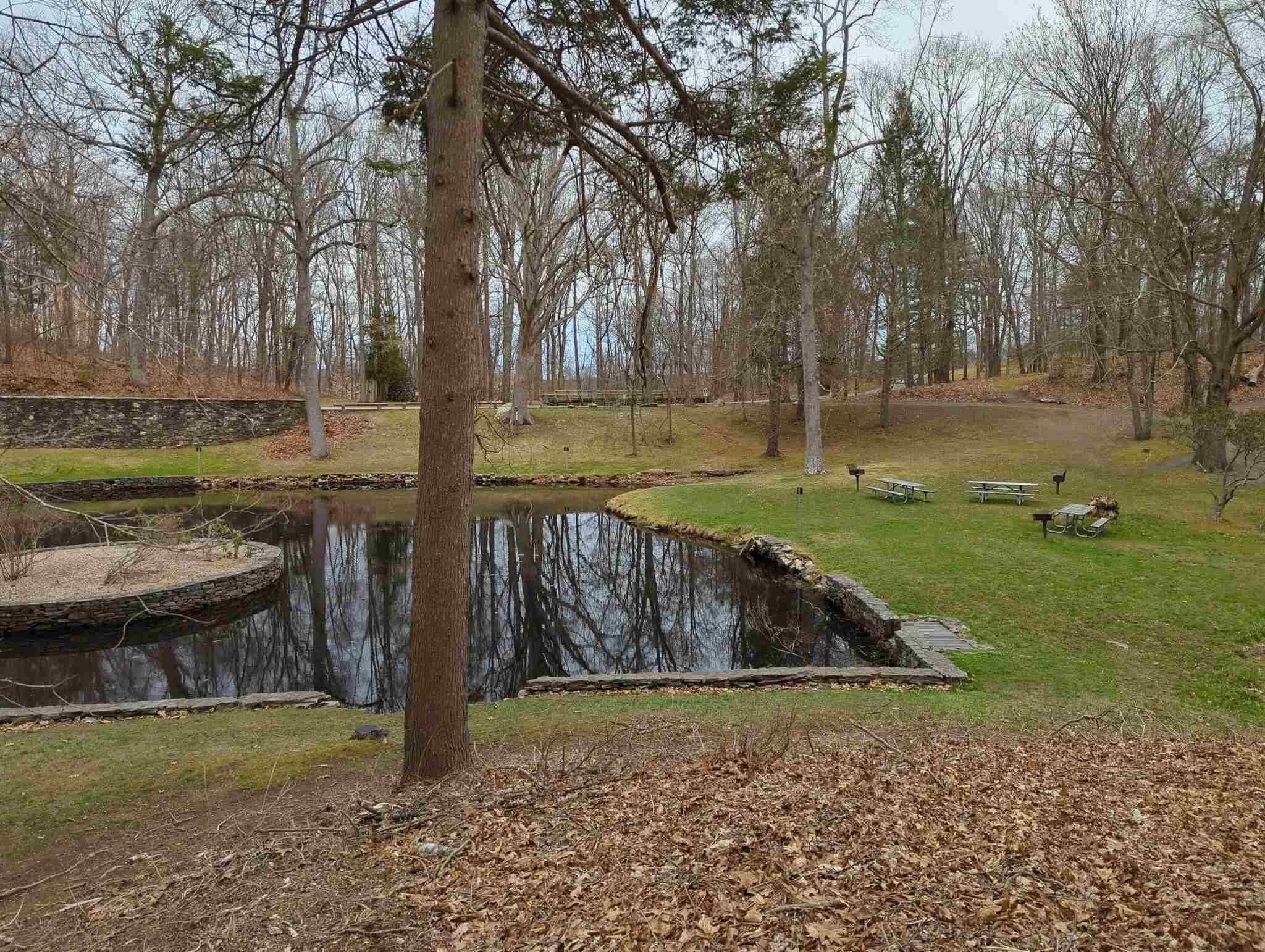 adventure-awaits-on-east-hamptons-air-line-state-park-trail