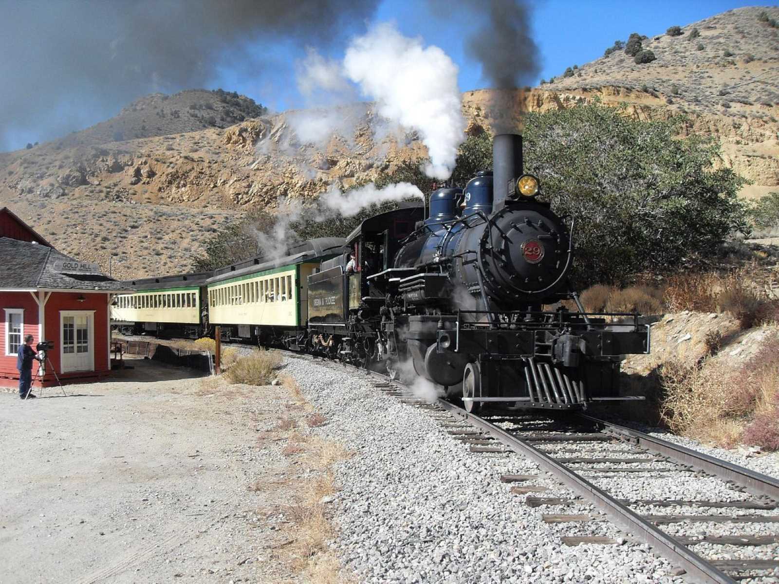 all-aboard-the-historic-virginia-truckee-railroad-adventure