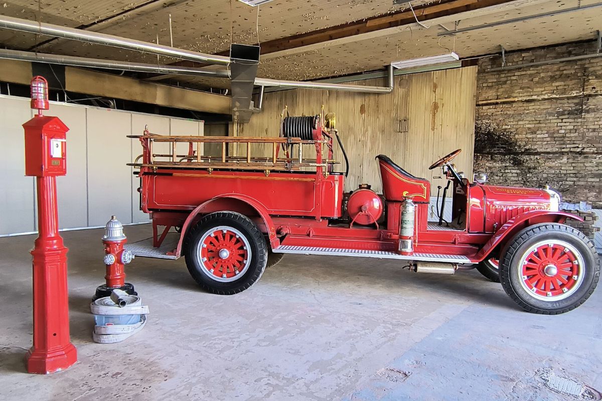Antique-Fire-Trucks-At-The-Hall-Of-Flame-Museum antique-fire-trucks-at-the-hall-of-flame-museum
