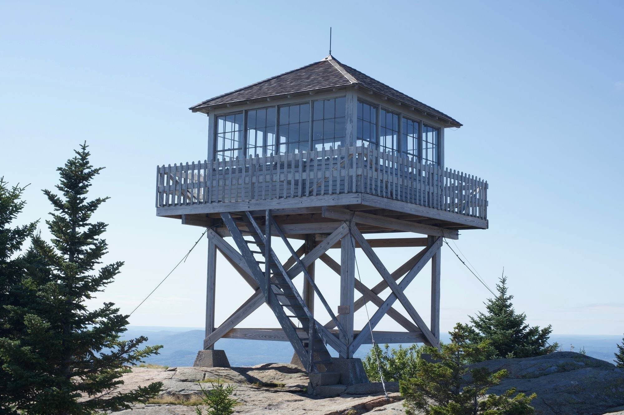 ascend-to-adventure-at-mount-kearsarges-fire-tower