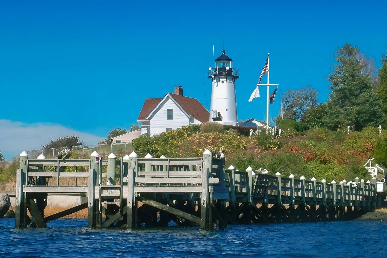 beacon-of-beauty-warwick-neck-lighthouse