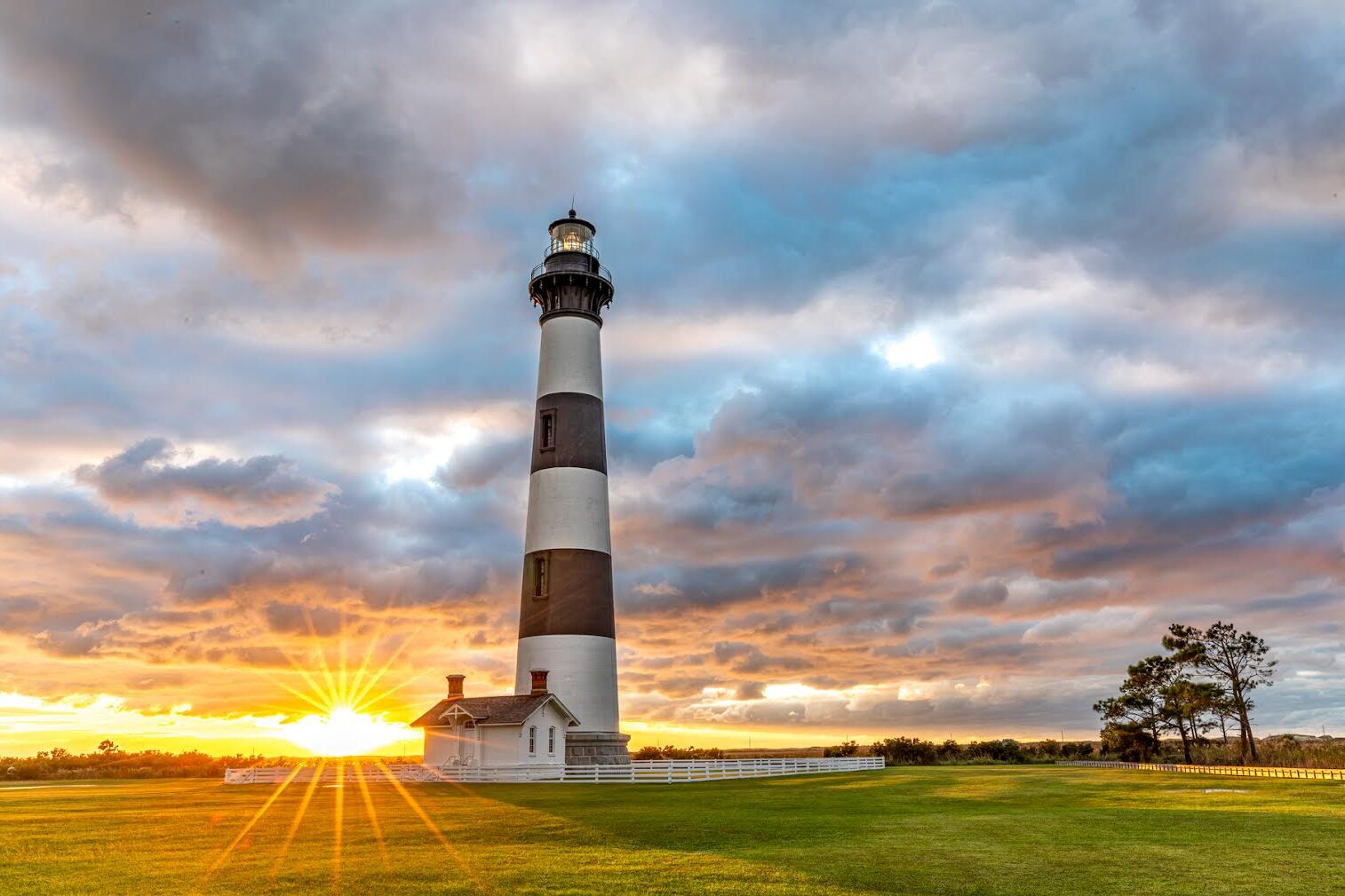 Bodie-Island-Lighthouse-Shines-Again bodie-island-lighthouse-shines-again