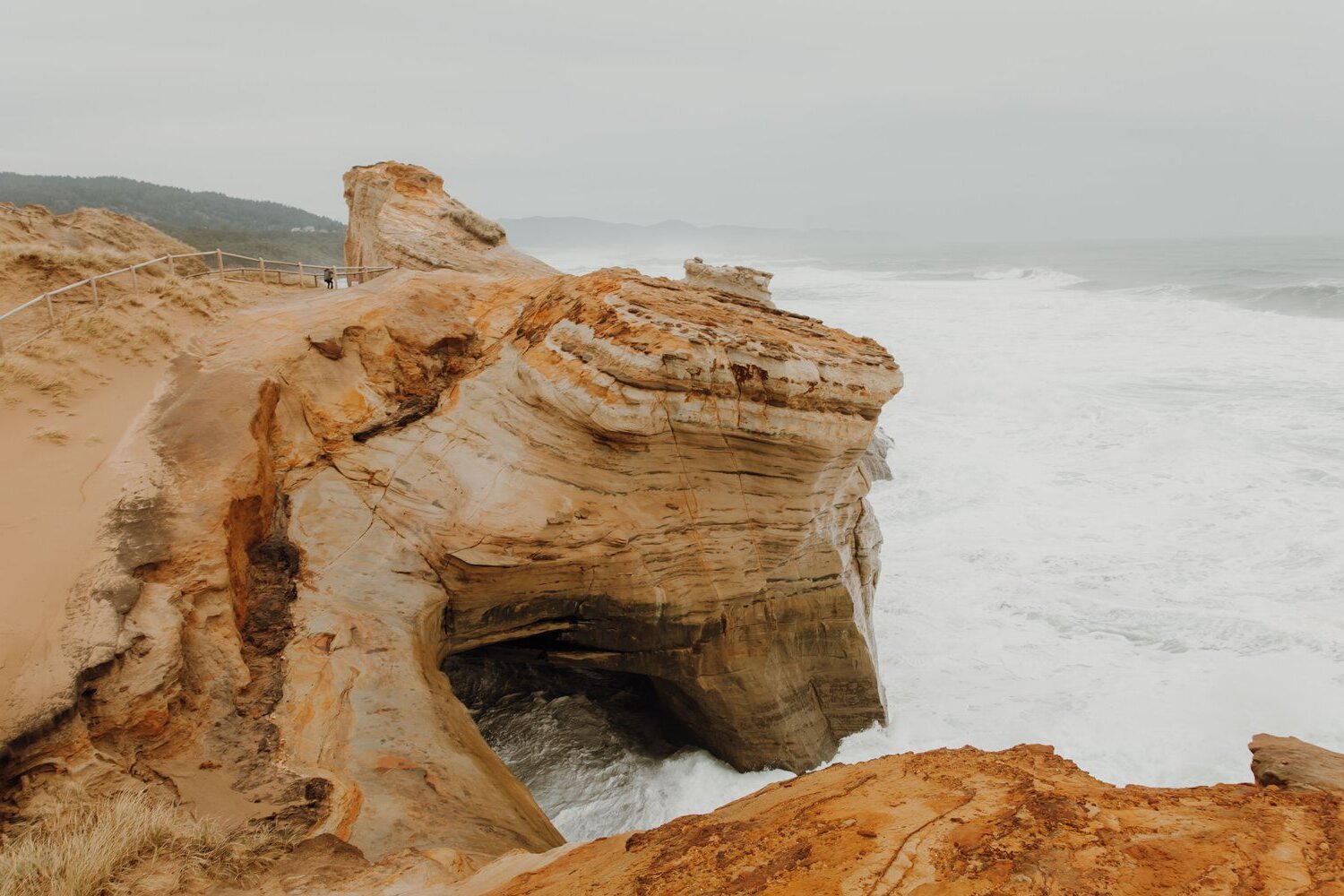 cape-kiwandas-majestic-sandstone-marvels