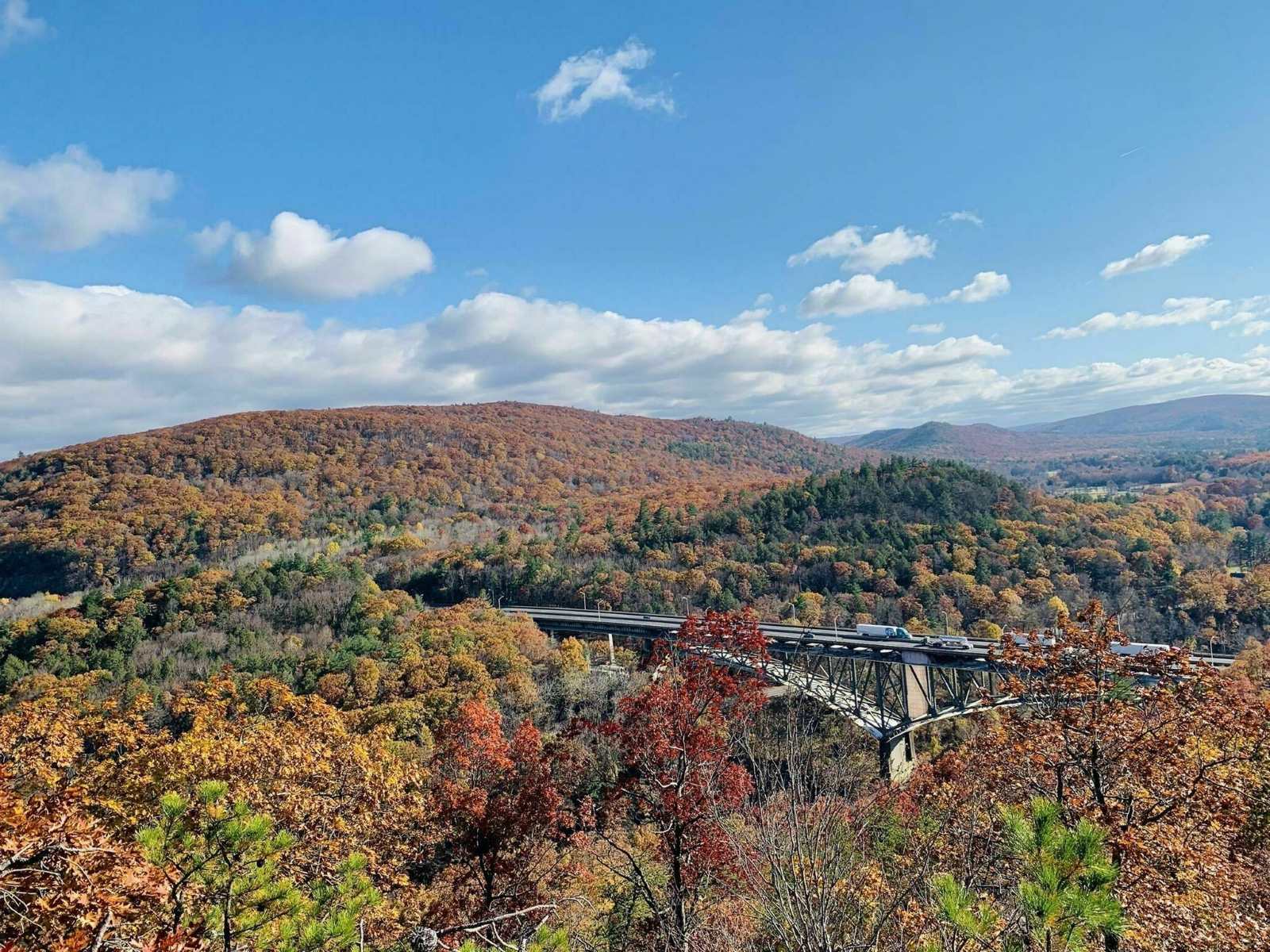 climb-jacobs-ladder-trail-for-breathtaking-berkshire-views