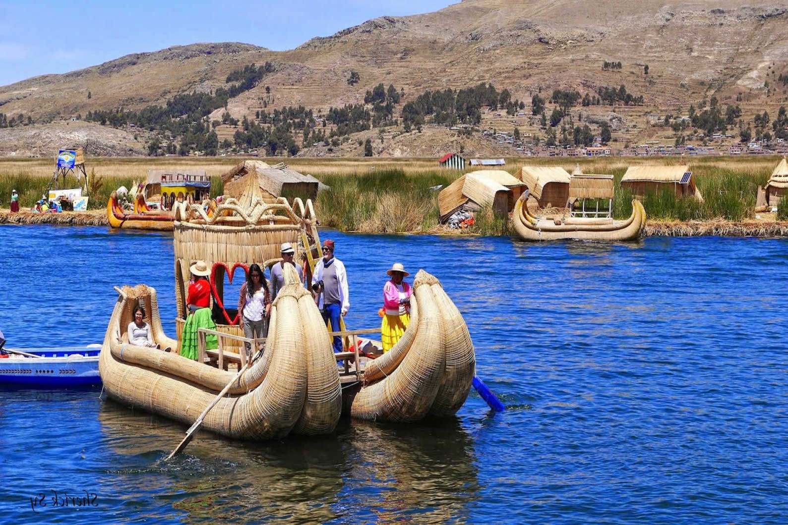 Exploring-Lake-Titicaca8217s-Mysterious-Reed-Islands exploring-lake-titicacas-mysterious-reed-islands