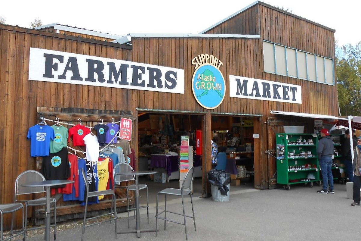 fairbanks-vibrant-tanana-valley-farmers-market-adventure