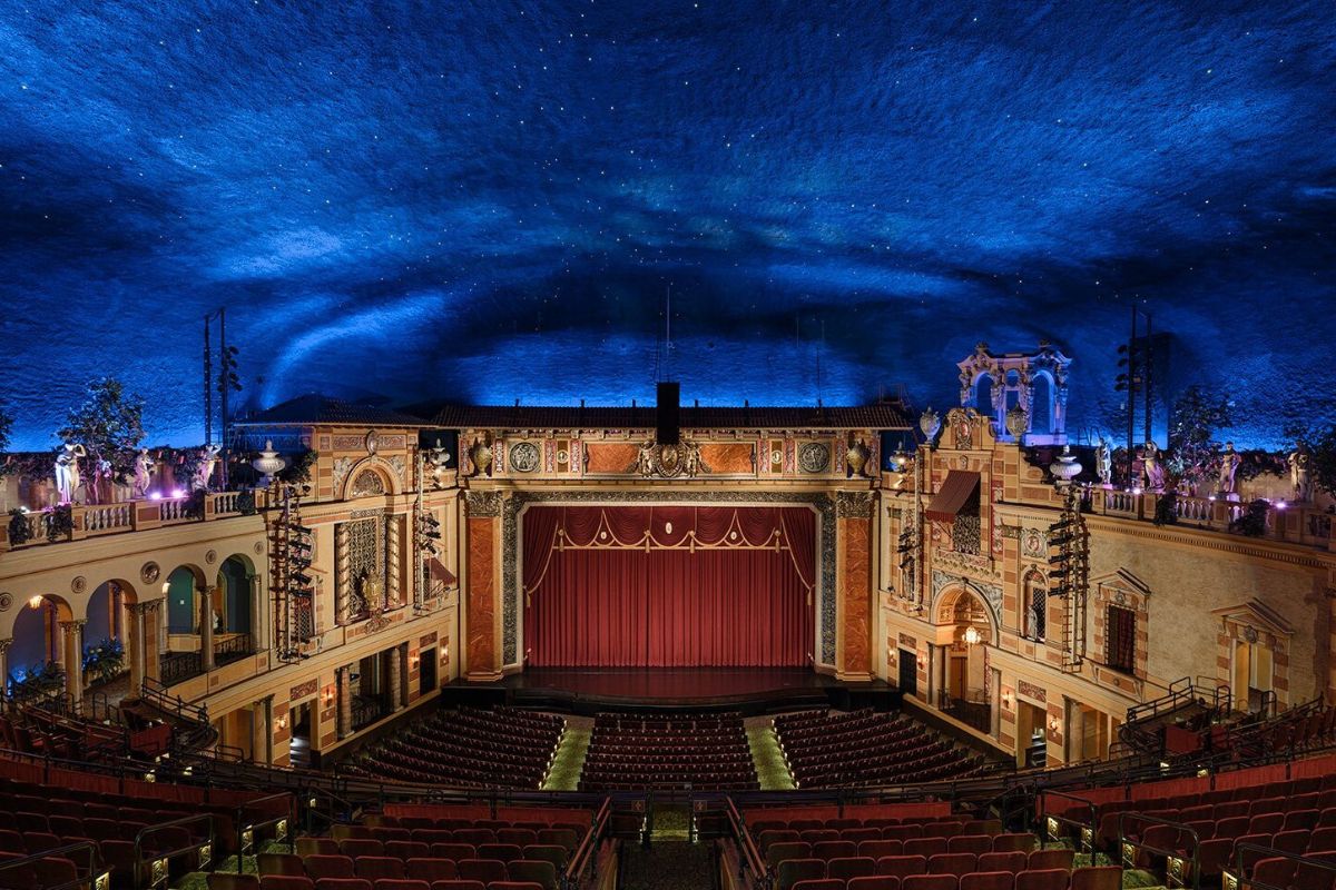 gilded-grandeur-at-milwaukees-pabst-theater