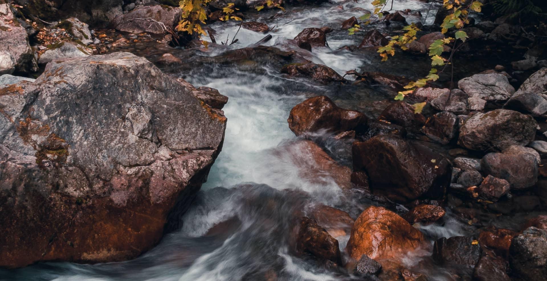 Hidden-Mineral-Water-Sources-You-Never-Knew-Existed hidden-mineral-water-sources-you-never-knew-existed