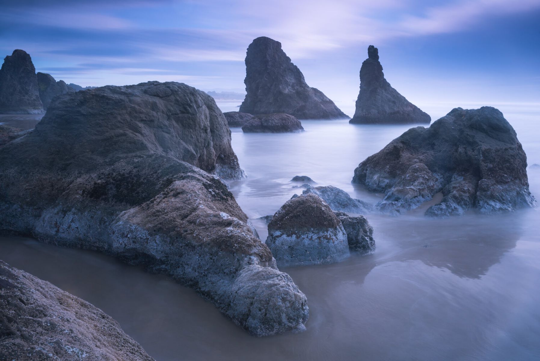 Hidden-Sea-Stack-Beaches-Of-The-Pacific-Northwest hidden-sea-stack-beaches-of-the-pacific-northwest