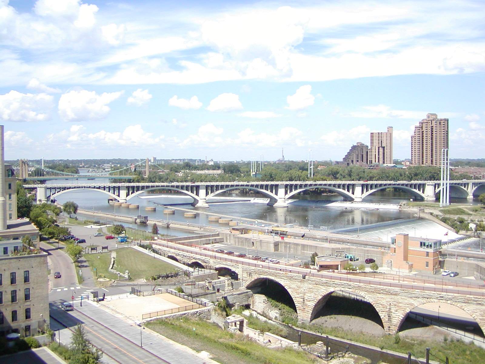 hidden-theaters-of-the-mississippi-river