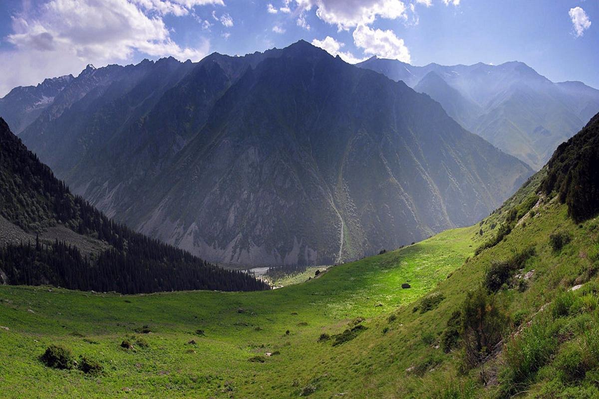 hidden-trails-of-ala-archa-national-park-kyrgyzstan