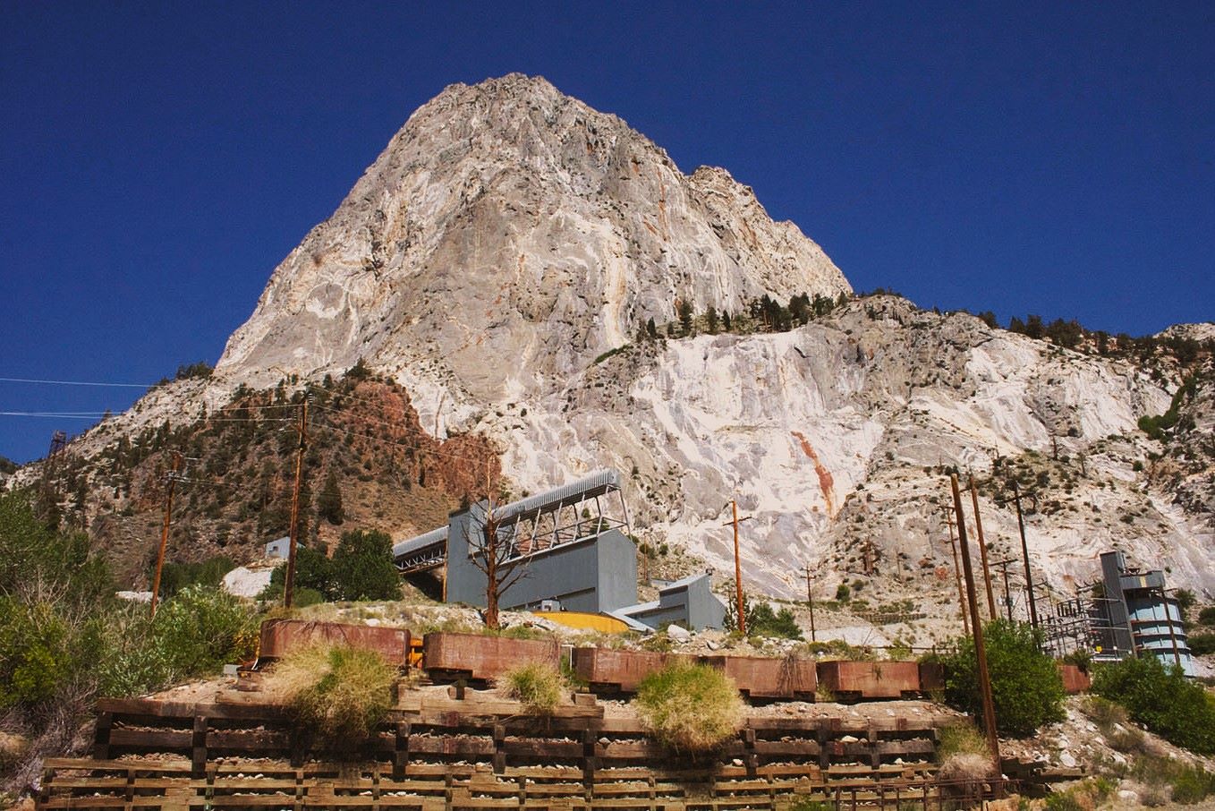 hidden-tungsten-mines-of-california