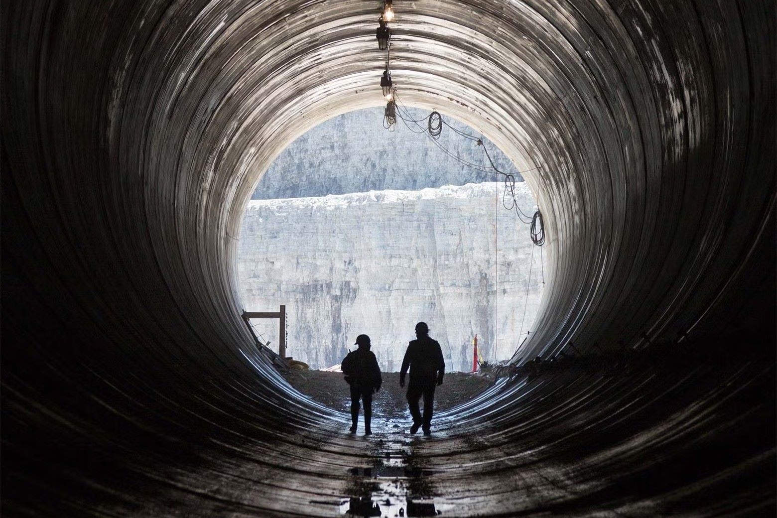 hidden-underground-tunnels-of-chicago