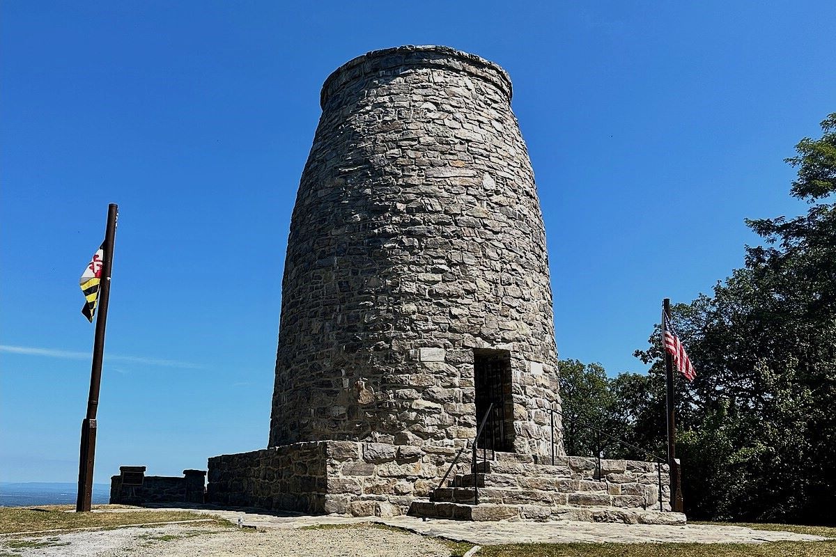 Hike-The-Iconic-Appalachian-Trail-At-Washington-Monument-Park hike-the-iconic-appalachian-trail-at-washington-monument-park