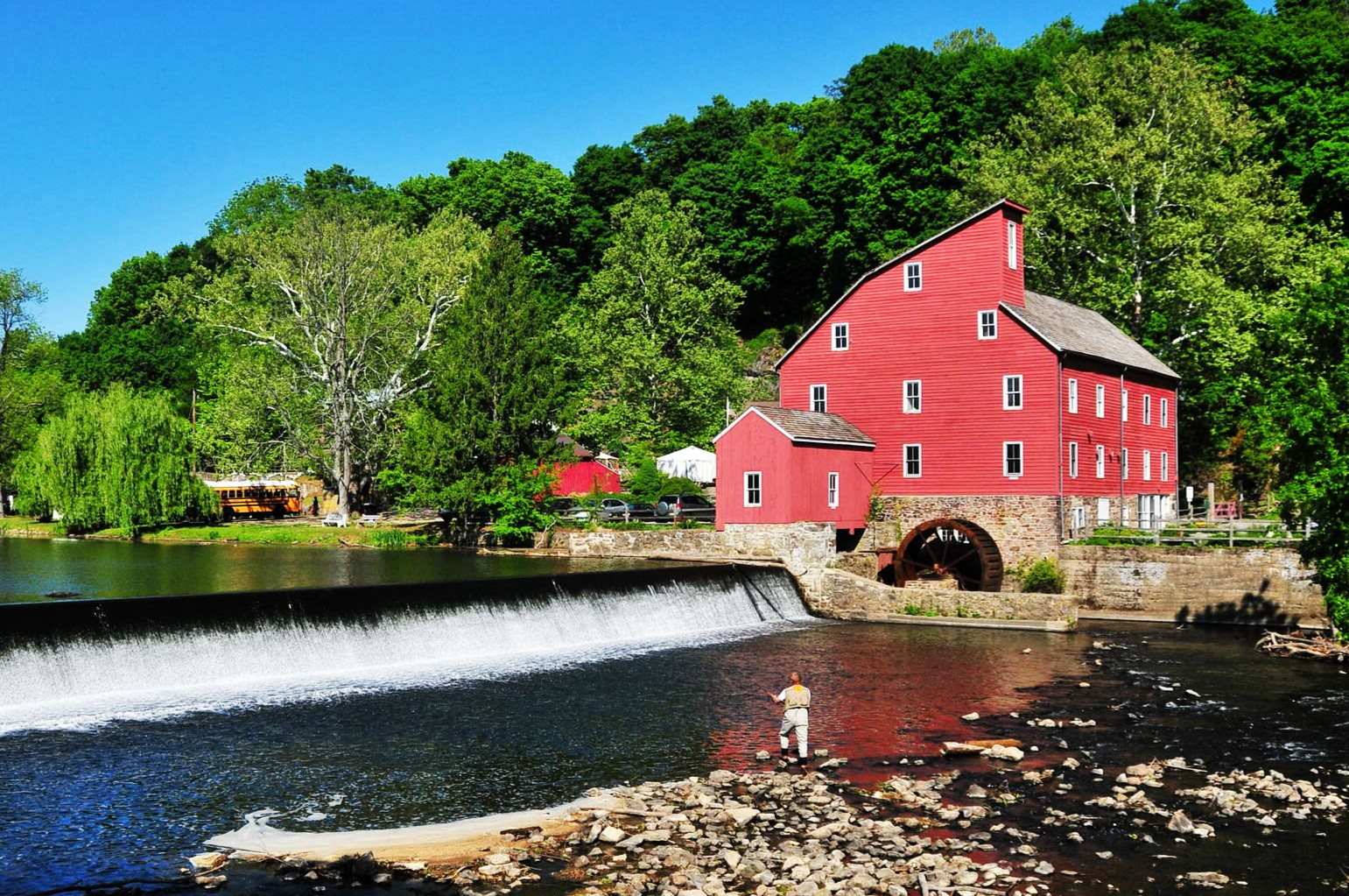 historic-charm-at-clintons-water-powered-red-mill