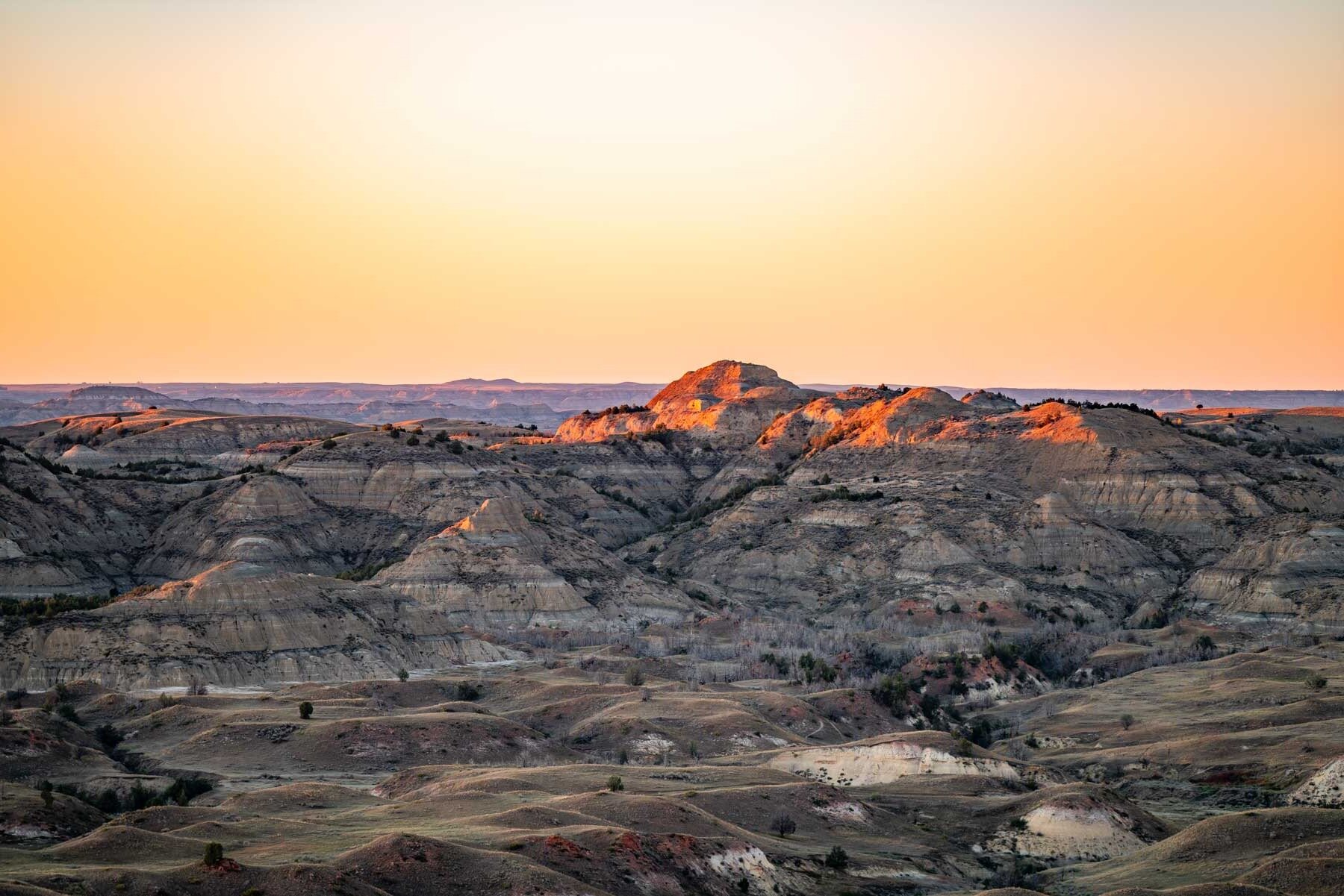 medoras-breathtaking-painted-canyon-awaits