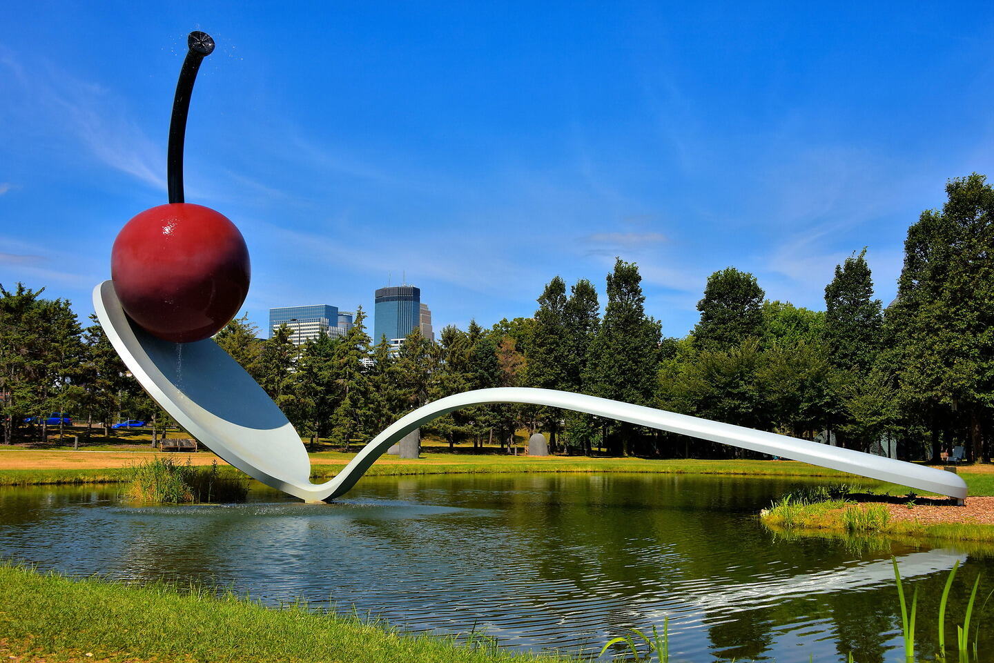 minneapolis-magic-iconic-spoonbridge-awaits