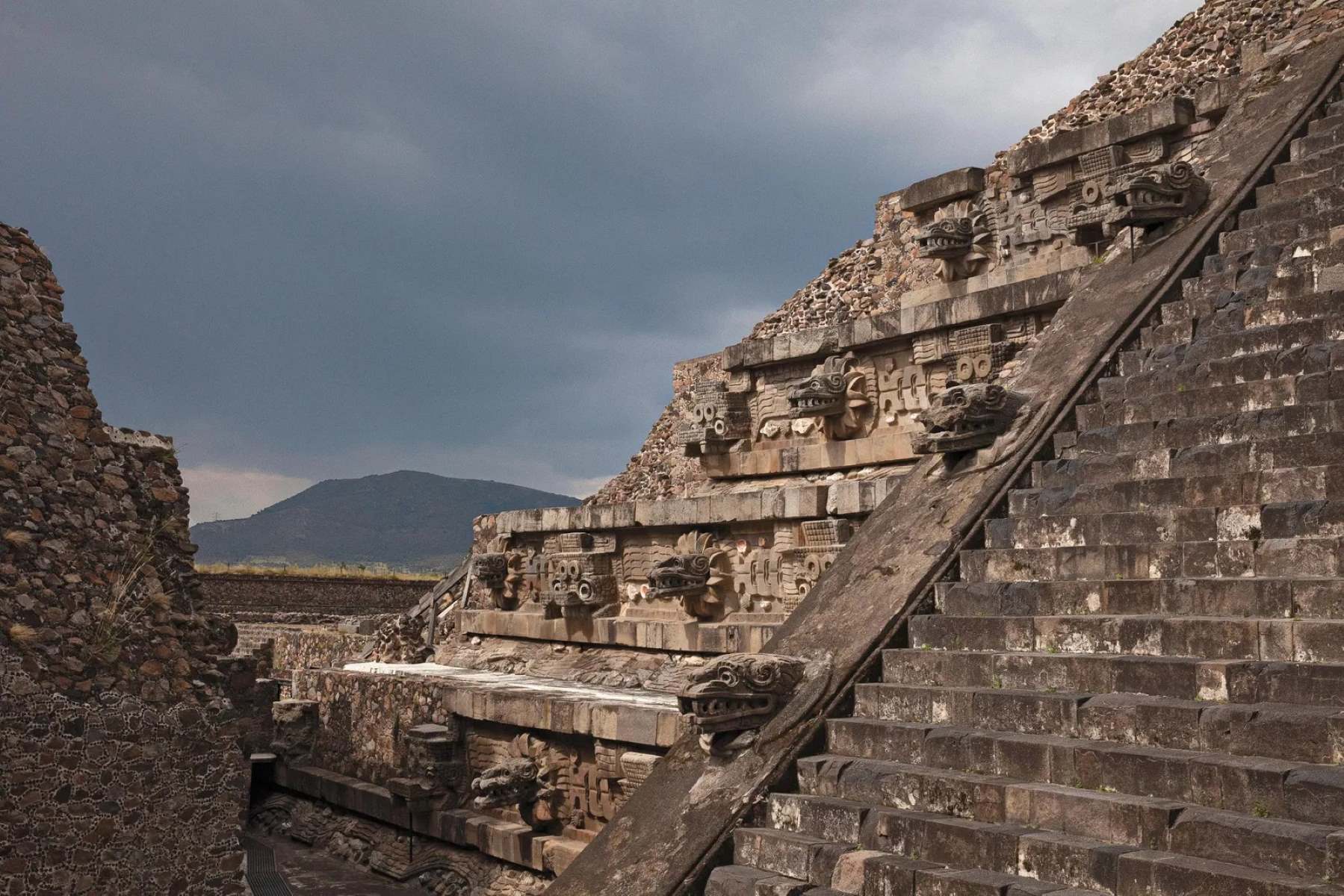 Mysteries-Of-Mexico8217s-Ancient-Aztec-Ruins mysteries-of-mexicos-ancient-aztec-ruins
