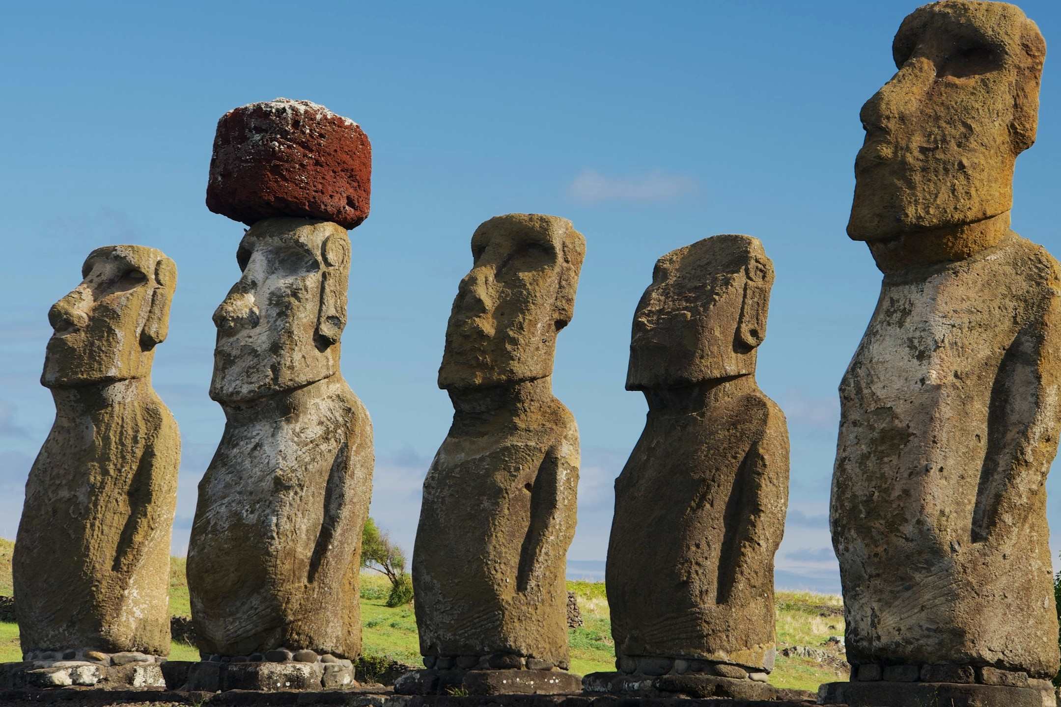 The Mystical Moai Statues Of Easter Island TouristSecrets