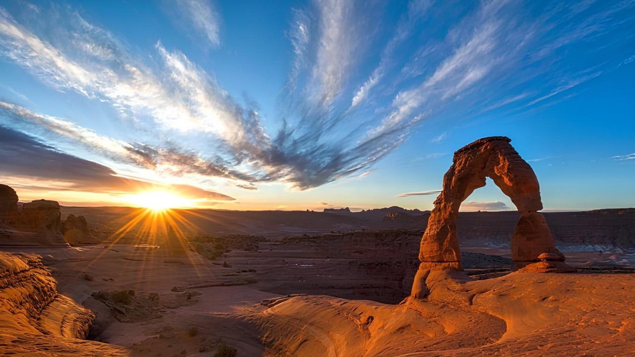 mysteries-of-wind-carved-arches-in-the-colorado-plateau