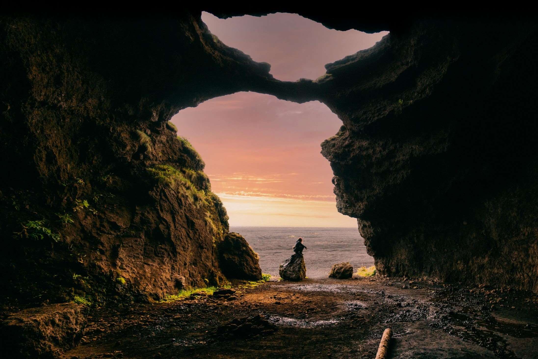 mystery-of-hjorleifshofdi-cave-hike