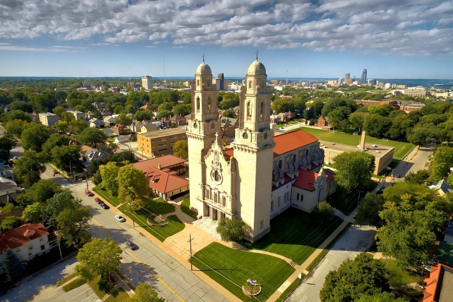 omahas-st-cecilia-cathedral-a-spanish-renaissance-gem