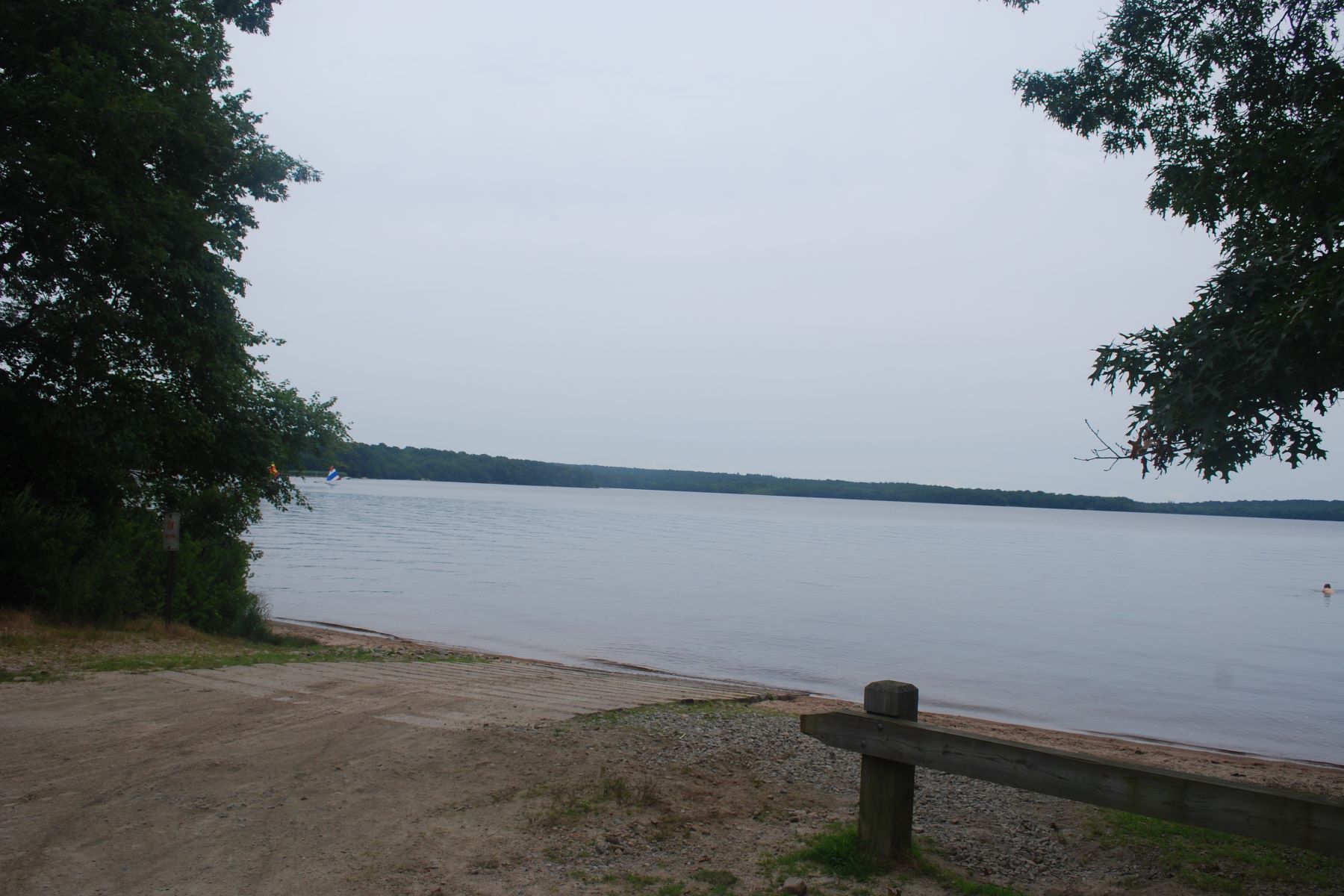 paddle-through-paradise-at-watchaug-pond