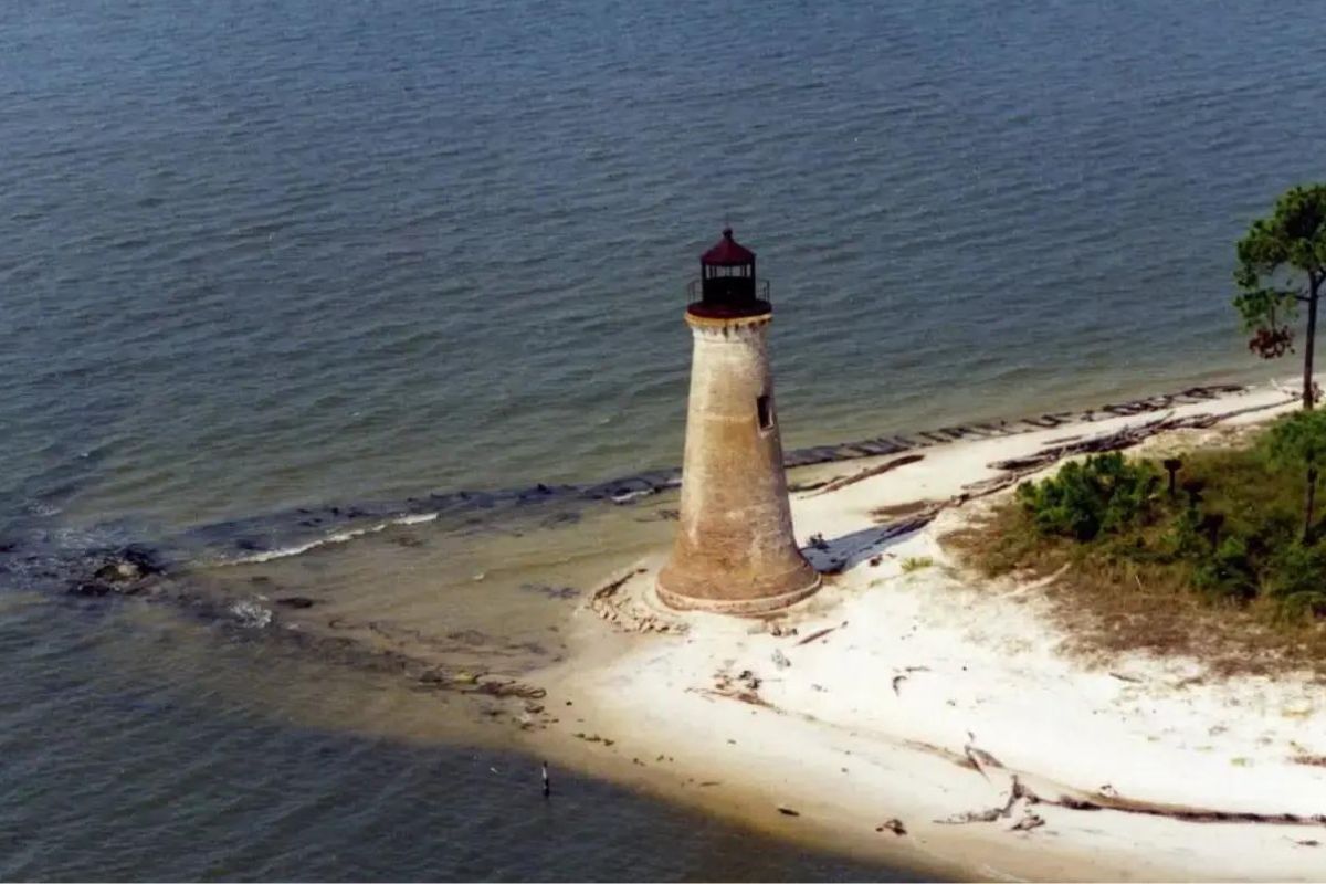pascagoulas-enchanting-lighthouse-park-adventure