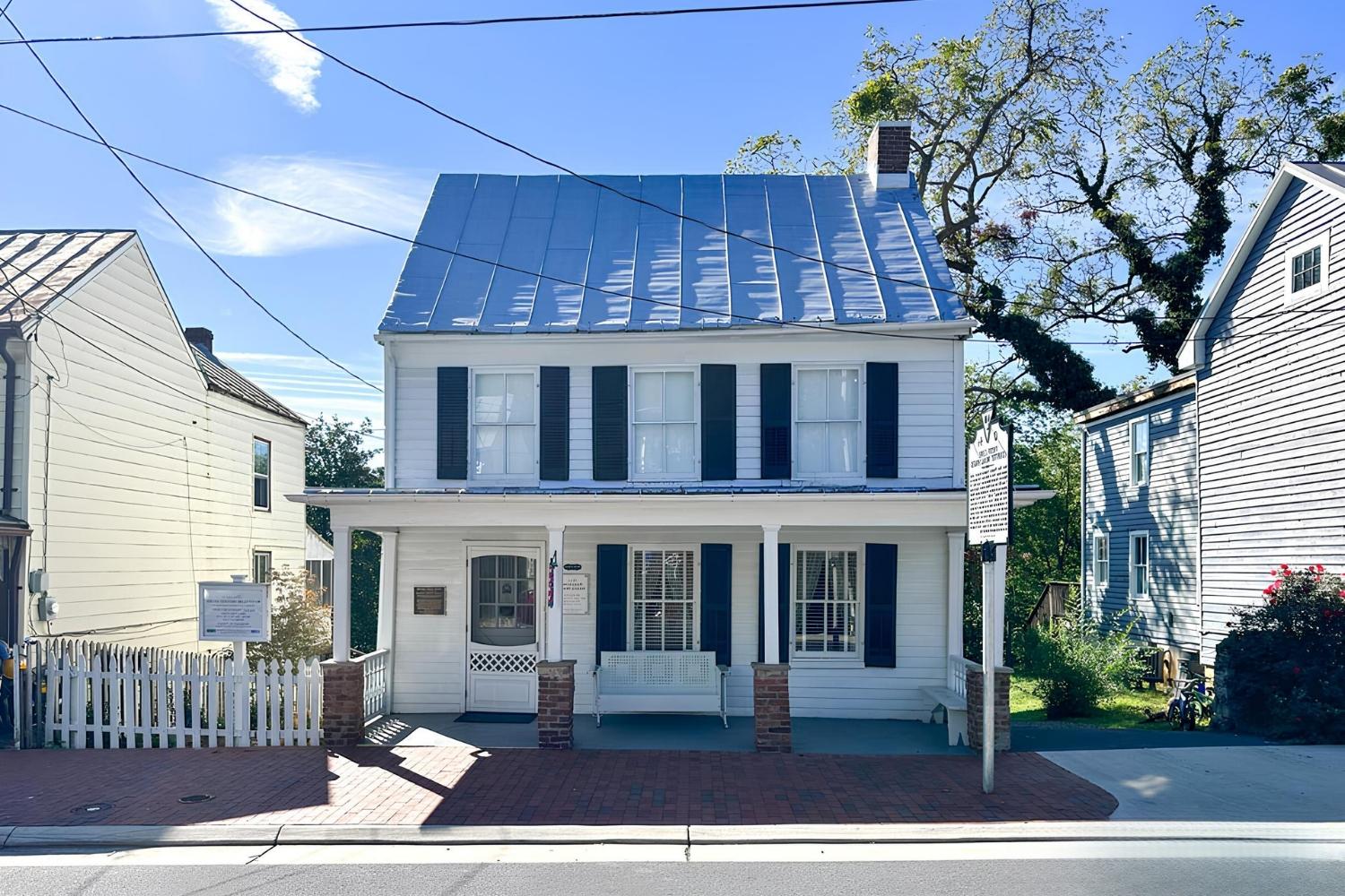 patsy-clines-winchester-home-a-country-stars-legacy