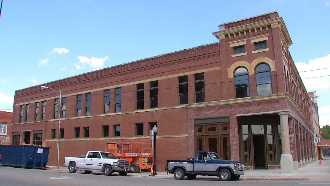 pawhuskas-pioneer-woman-mercantile-magic