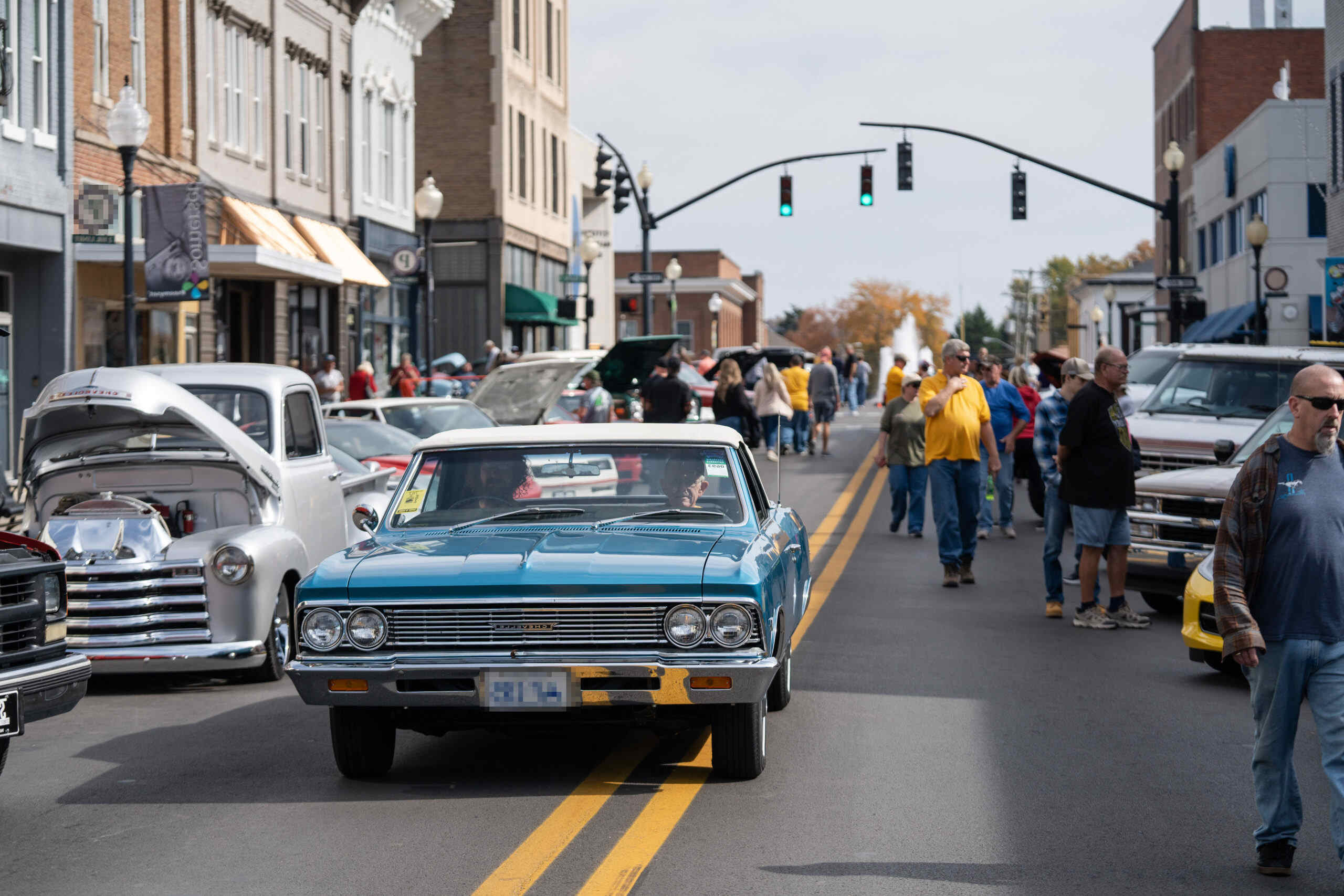 rev-up-at-somersets-somernites-cruise-car-show