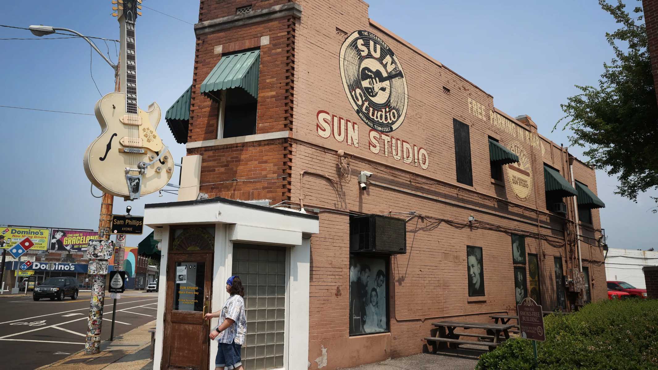 rock-n-roll-magic-at-memphis-sun-studio