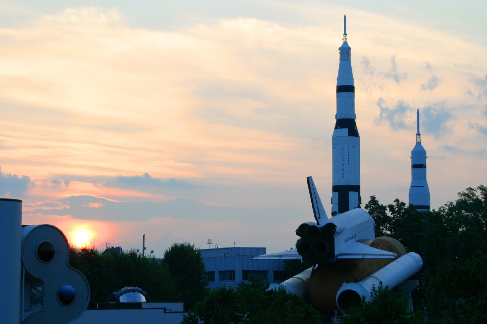 Rocket-To-The-Stars-With-Huntsville8217s-Saturn-V rocket-to-the-stars-with-huntsvilles-saturn-v